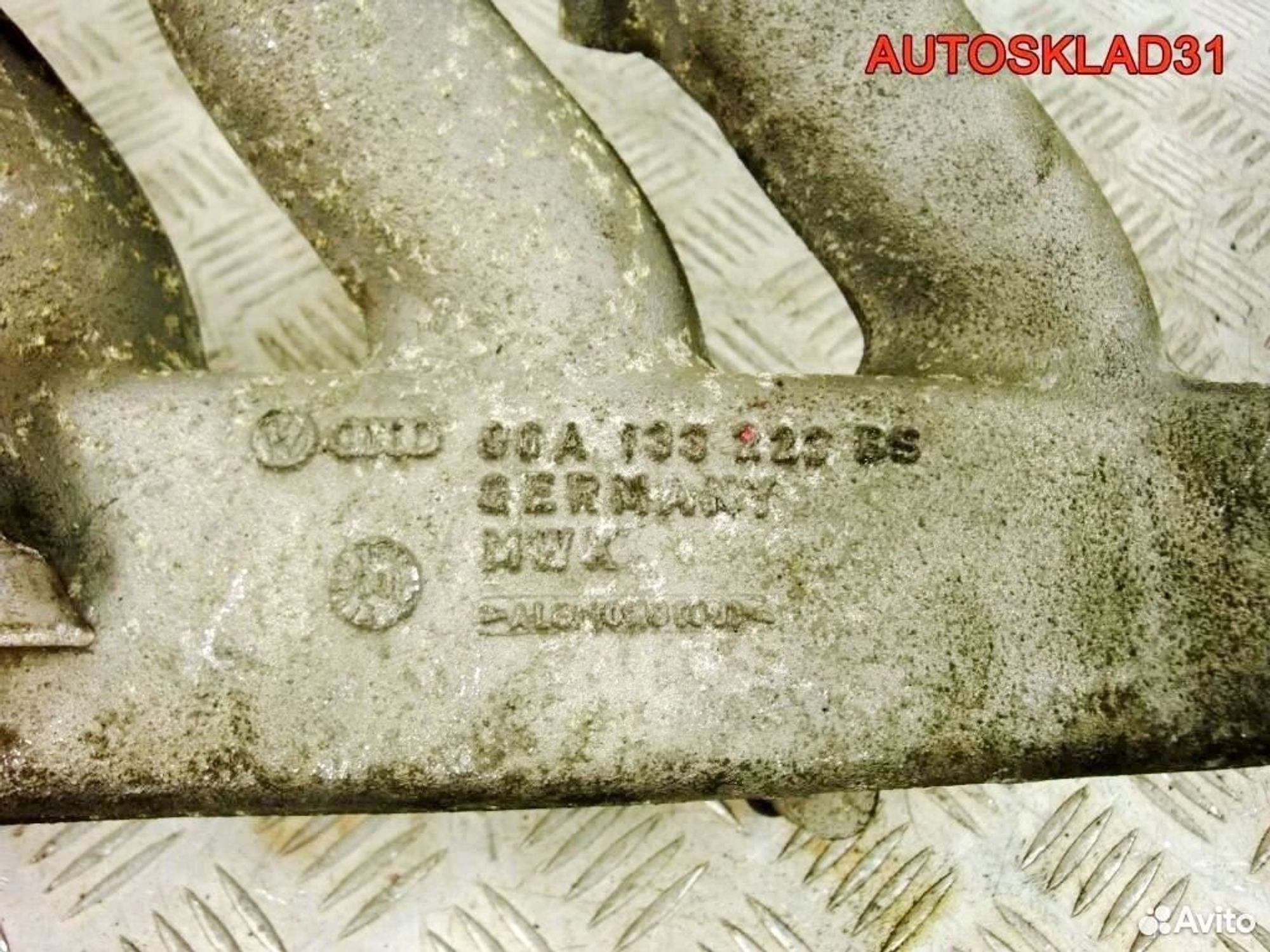 Коллектор впускной VW Sharan 1,8Т AWC 06A133223BS, 7200 рублей, Дубовое