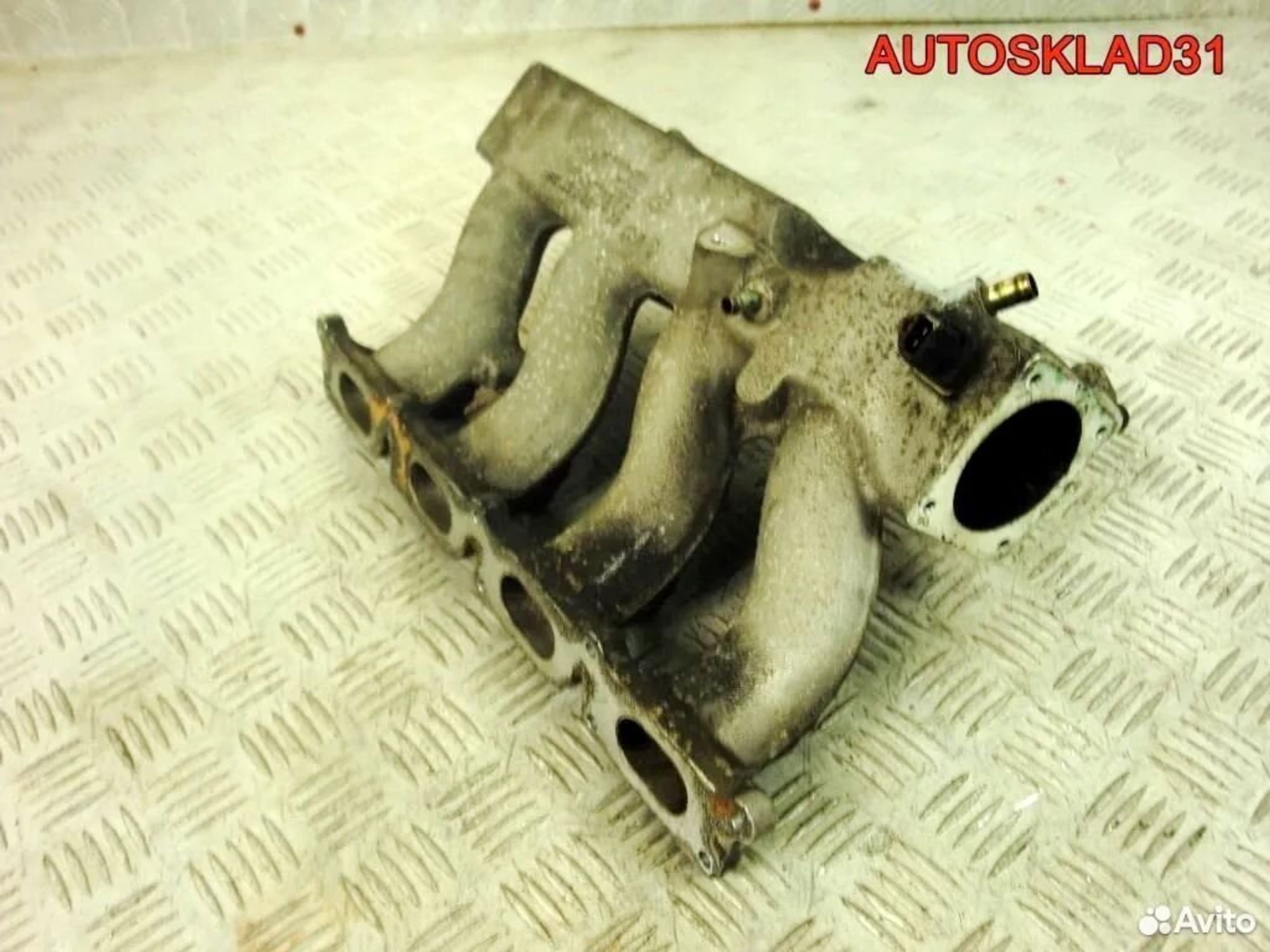 Коллектор впускной VW Sharan 1,8Т AWC 06A133223BS, 7200 рублей, Дубовое