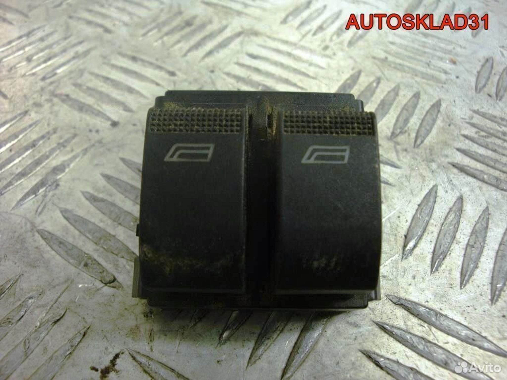 Блок управления стеклоподъемниками Ауди А3, 600 рублей, Дубовое