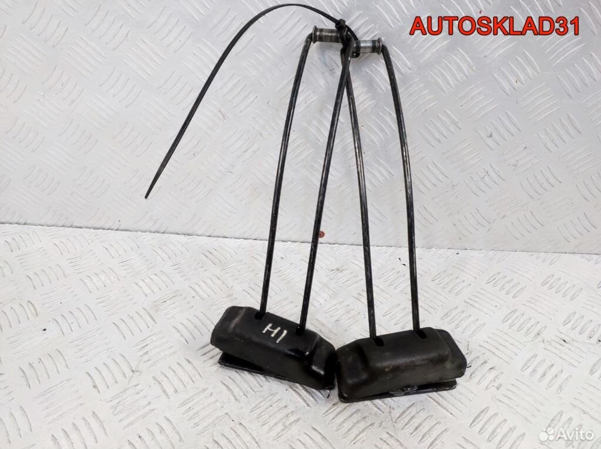 Ограничитель двери Hyundai Starex H1 794804A500, 1300 рублей, Дубовое