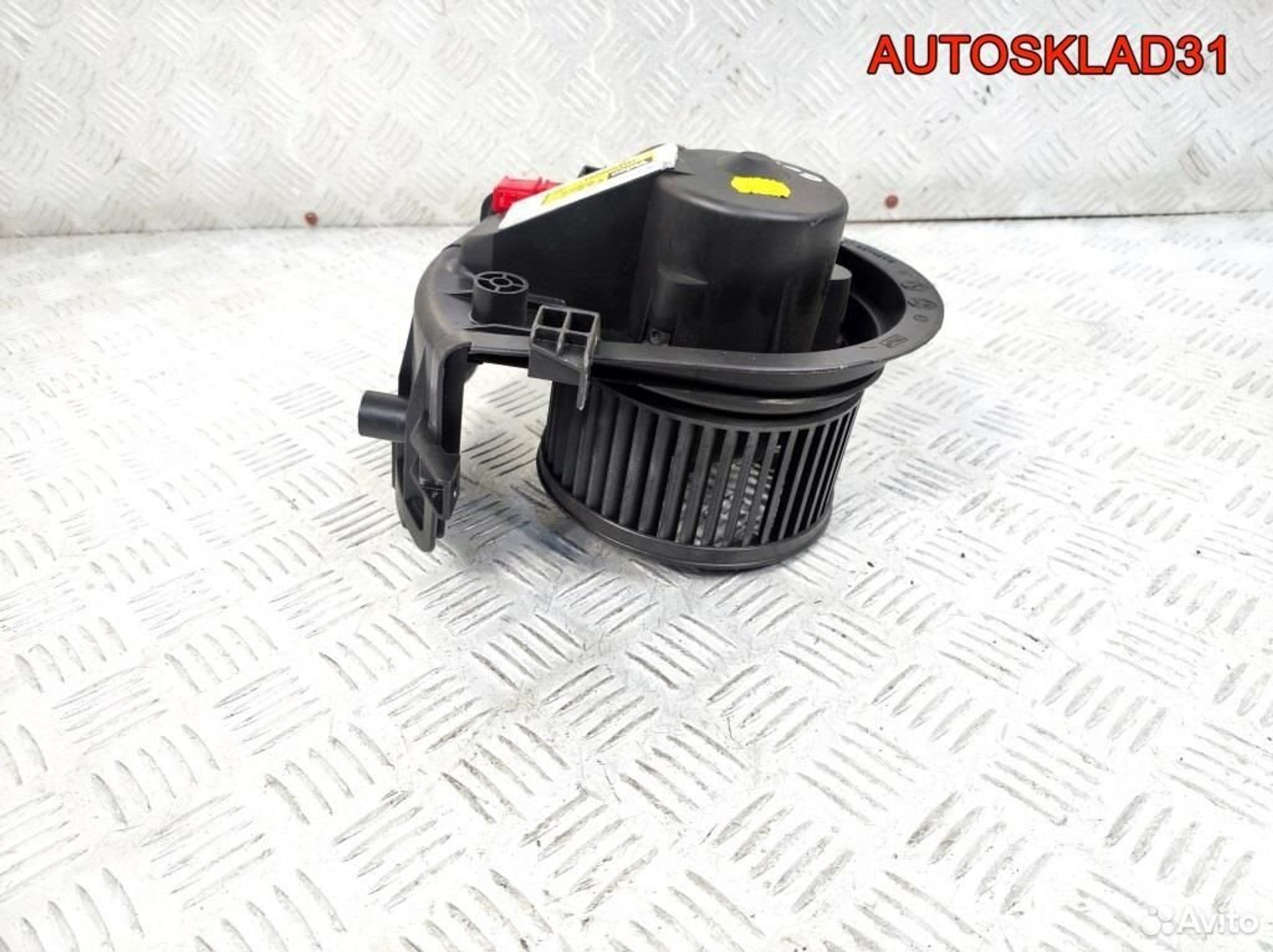 Моторчик отопителя Volkswagen Golf 3 1H1820021, 3200 рублей, Дубовое