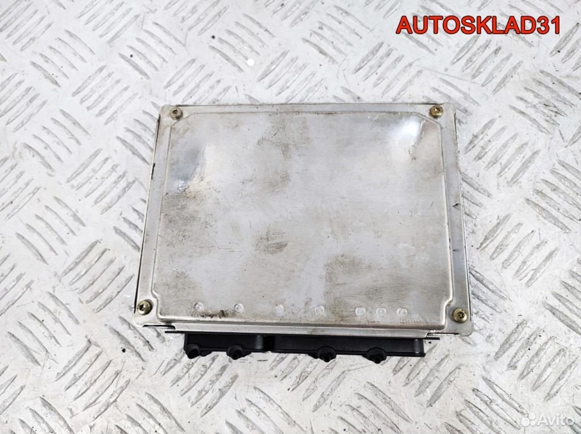 Эбу Volkswagen Passat B5 1,8 ADR 8D0907558B, 3200 рублей, Дубовое