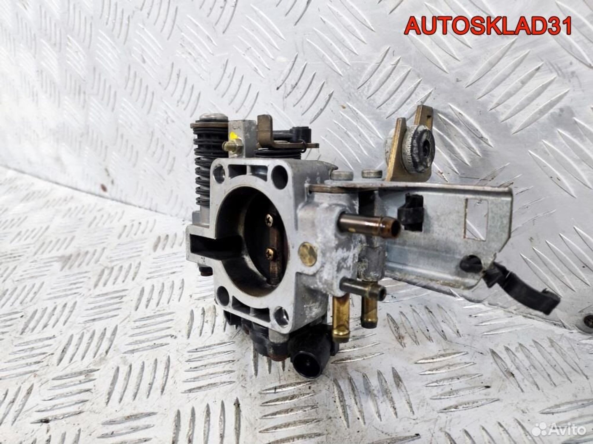 Заслонка дроссельная Opel Vectra B X16XEL 90529710, 1700 рублей, Дубовое