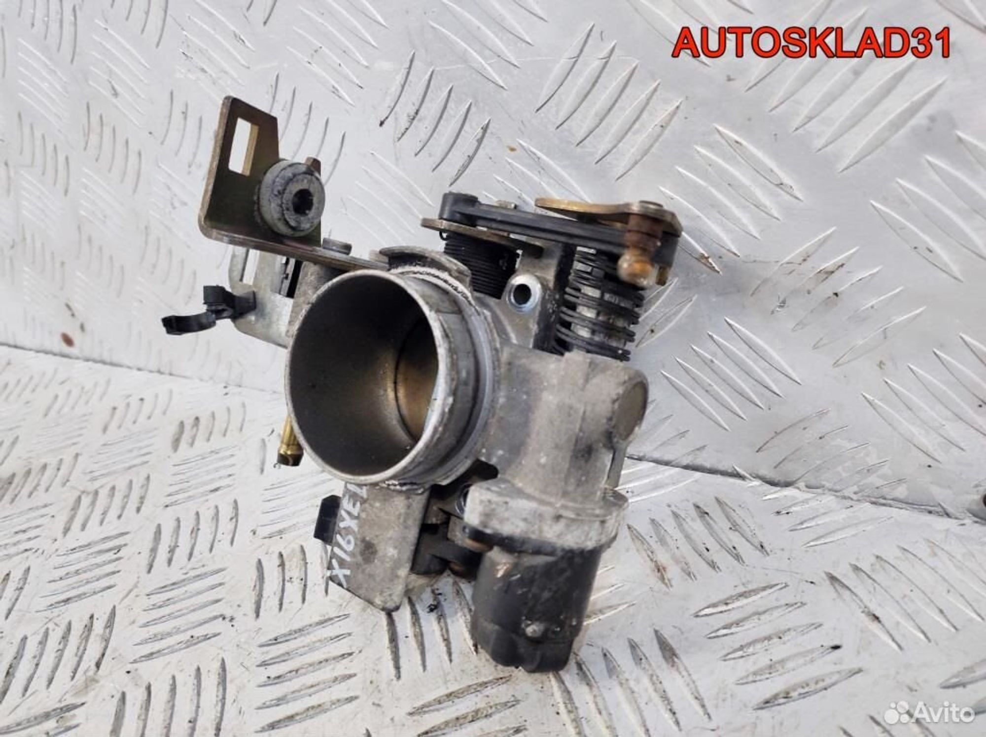 Заслонка дроссельная Opel Vectra B X16XEL 90529710, 1700 рублей, Дубовое