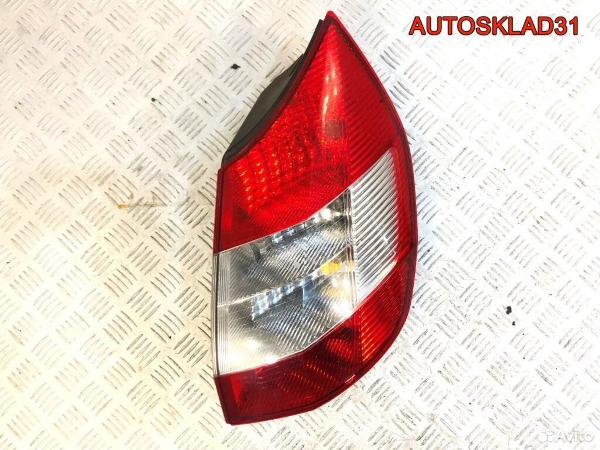 Фонарь задний правый Renault Scenic 2 8200493375, 4000 рублей, Дубовое