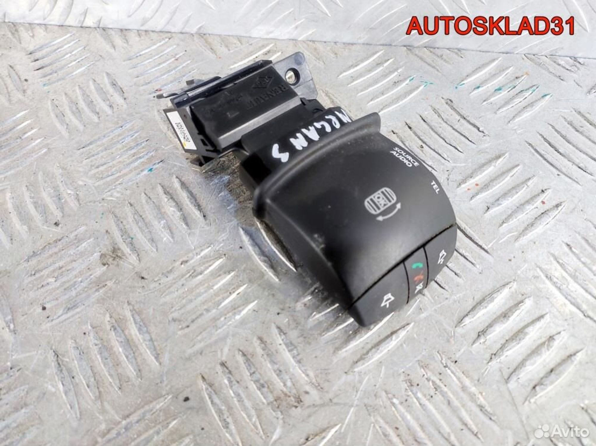 Переключатель управления магнитолой Renault Megane, 900 рублей, Дубовое