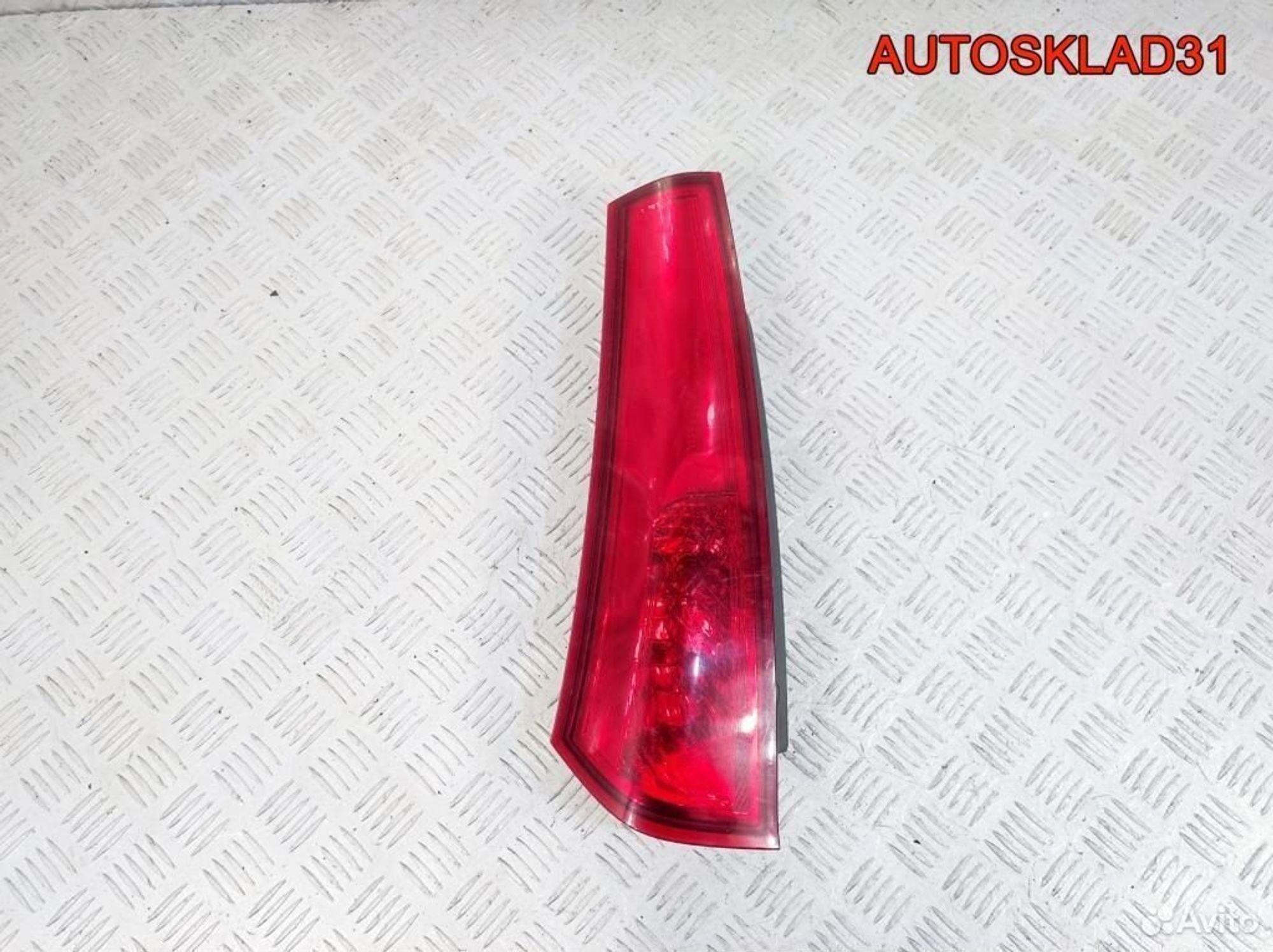 Фонарь задний левый Kia Ceed 924031H300 Универсал, 2600 рублей, Дубовое