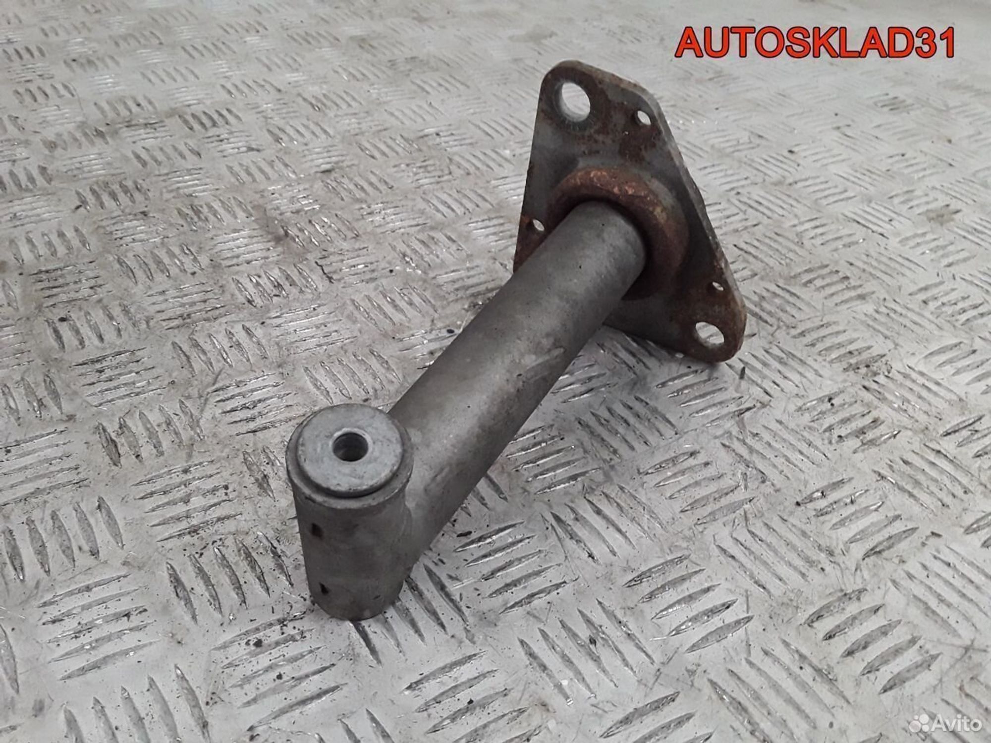 Кронштейн усилителя п/бампера левый Audi A6 C5, 3200 рублей, Дубовое