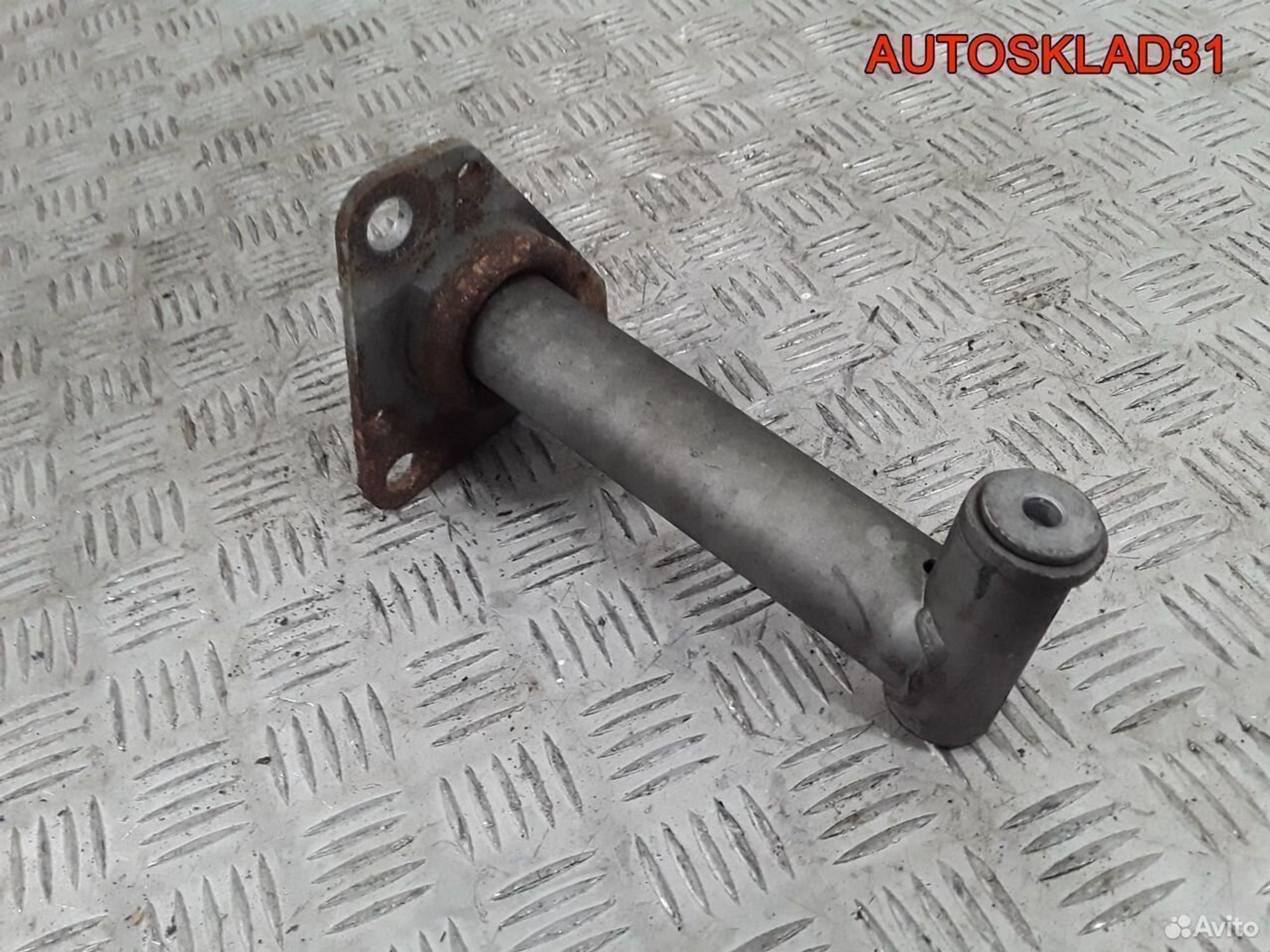 Кронштейн усилителя п/бампера левый Audi A6 C5, 3200 рублей, Дубовое