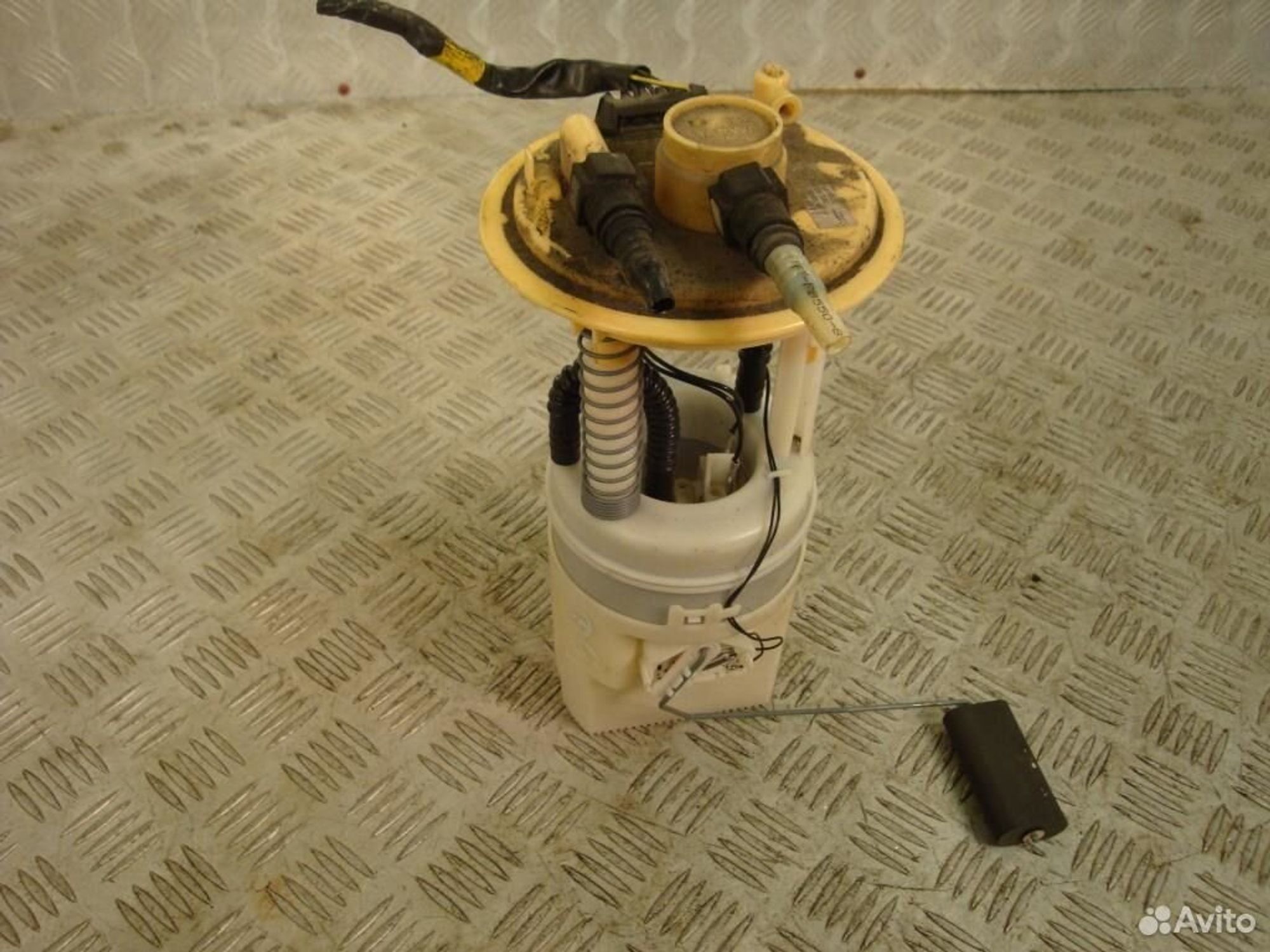 Насос топливный Mitsubishi Colt 1,3 бензин, 2900 рублей, Дубовое