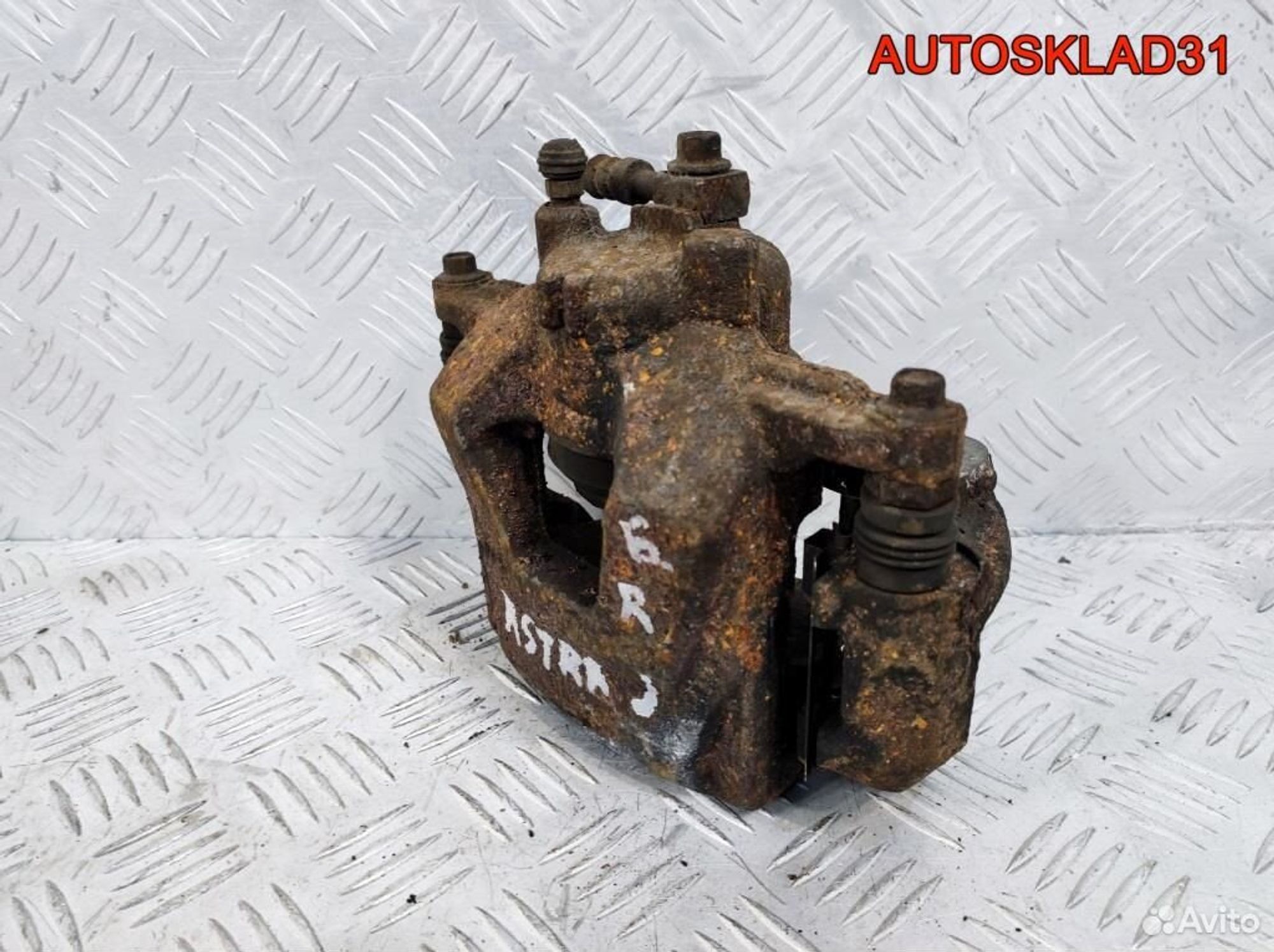 Суппорт тормозной перед правый Opel Astra J Бензин, 2100 рублей, Дубовое