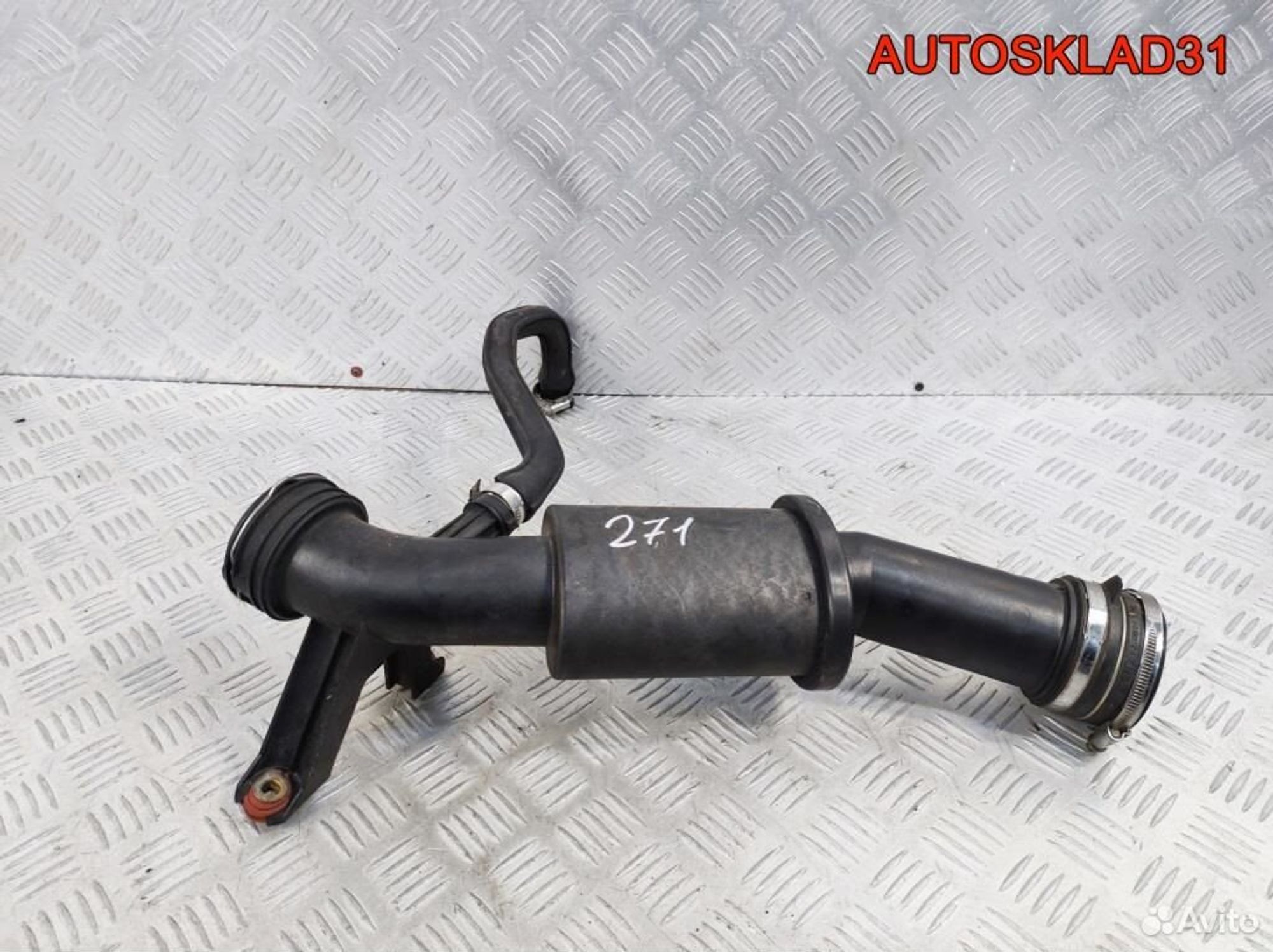 Патрубок интеркулера Mercedes W203 A2710902137, 1300 рублей, Дубовое