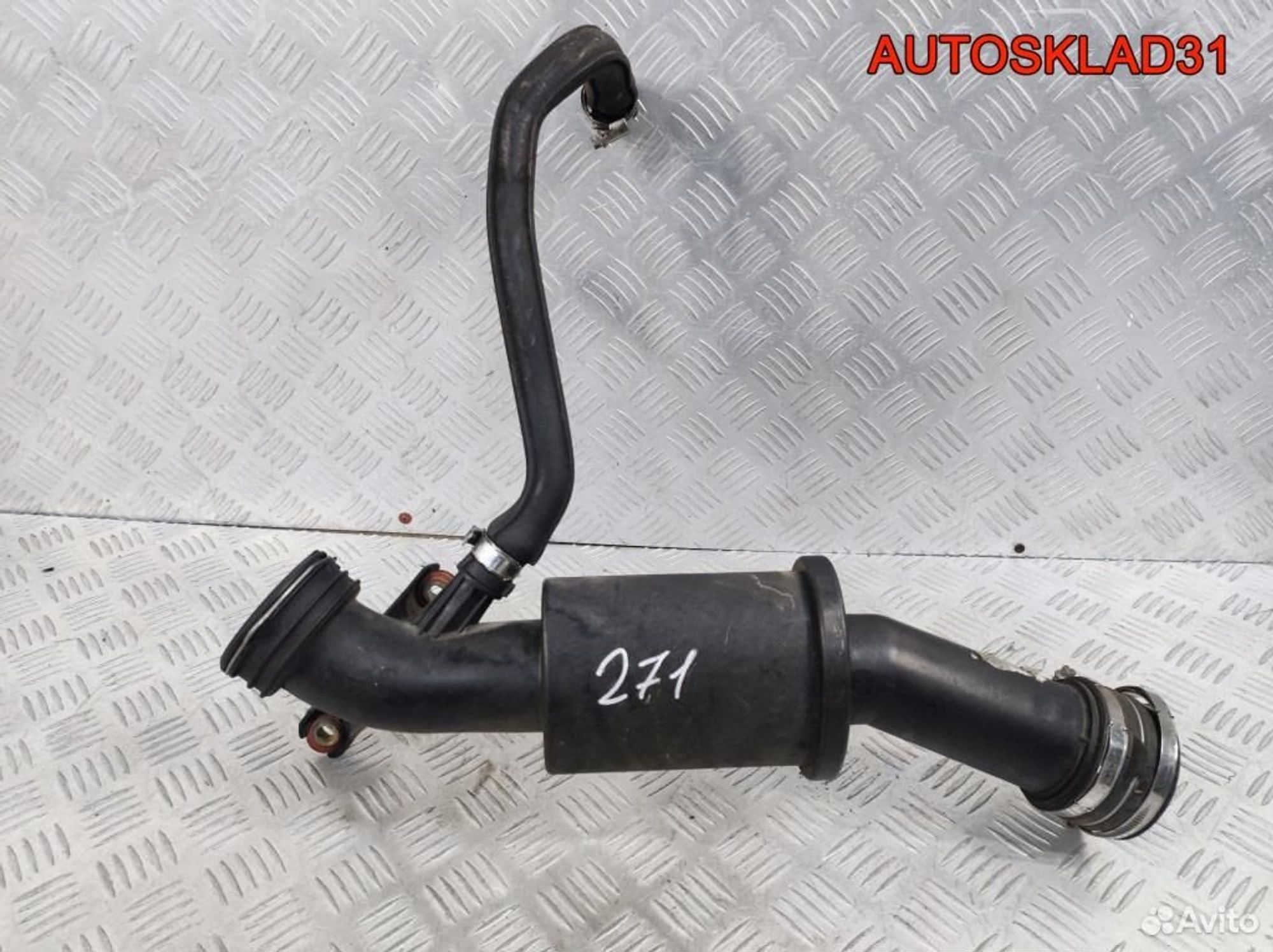 Патрубок интеркулера Mercedes W203 A2710902137, 1300 рублей, Дубовое