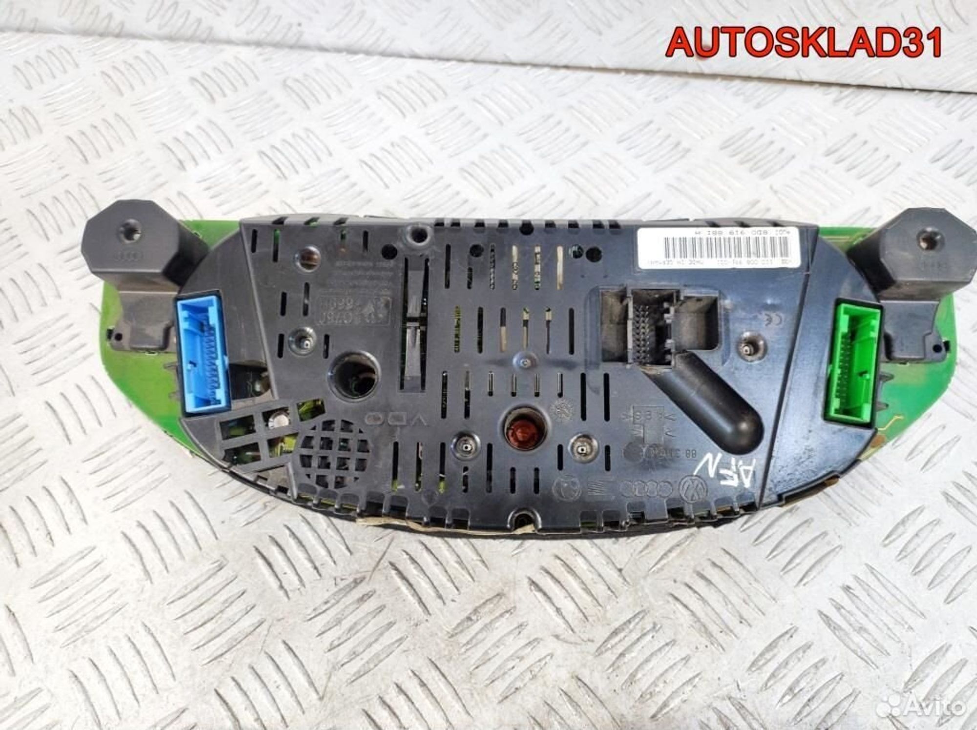 Панель приборов комплект Audi A4 B5 AFN 8D0919881H, 10200 рублей, Дубовое