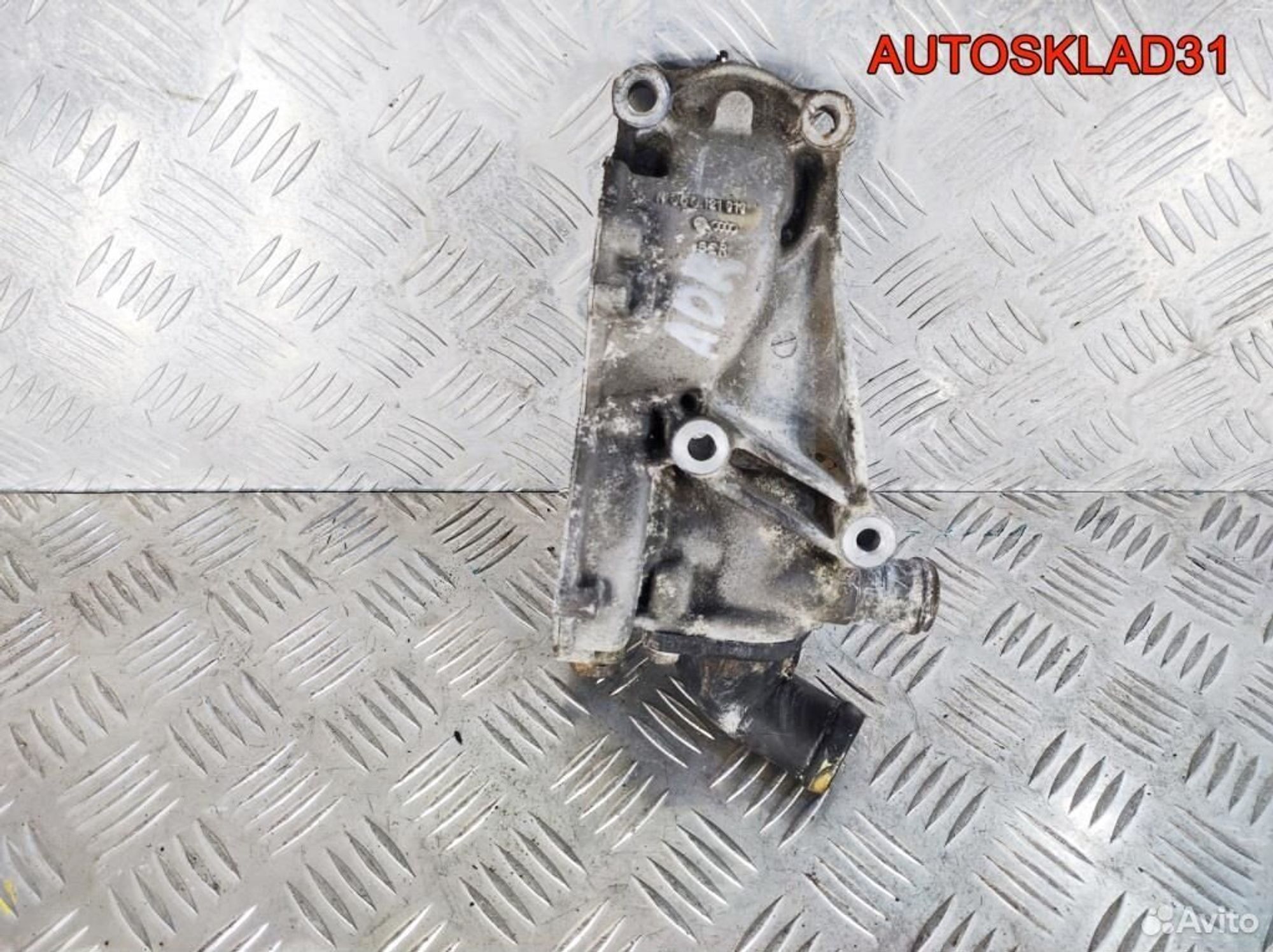 Корпус помпы Audi A4 B5 1,8 ADR R050121013, 900 рублей, Дубовое