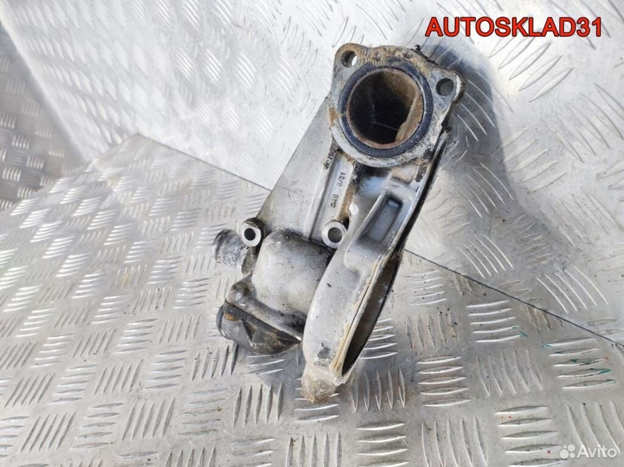Корпус помпы Audi A4 B5 1,8 ADR R050121013, 900 рублей, Дубовое