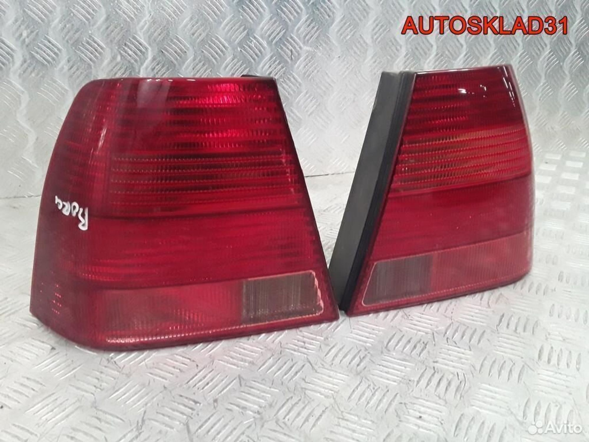 Фонарь задний Volkswagen Bora 1J5945095AC Седан, 2600 рублей, Дубовое