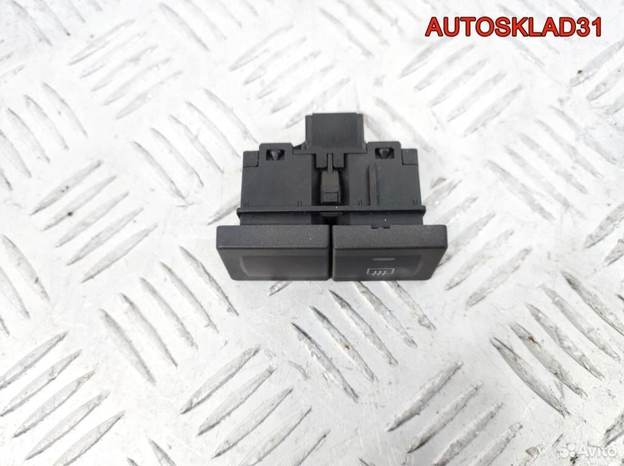 Кнопка обогрева заднего стекла Ford Fiesta 1507069, 600 рублей, Дубовое