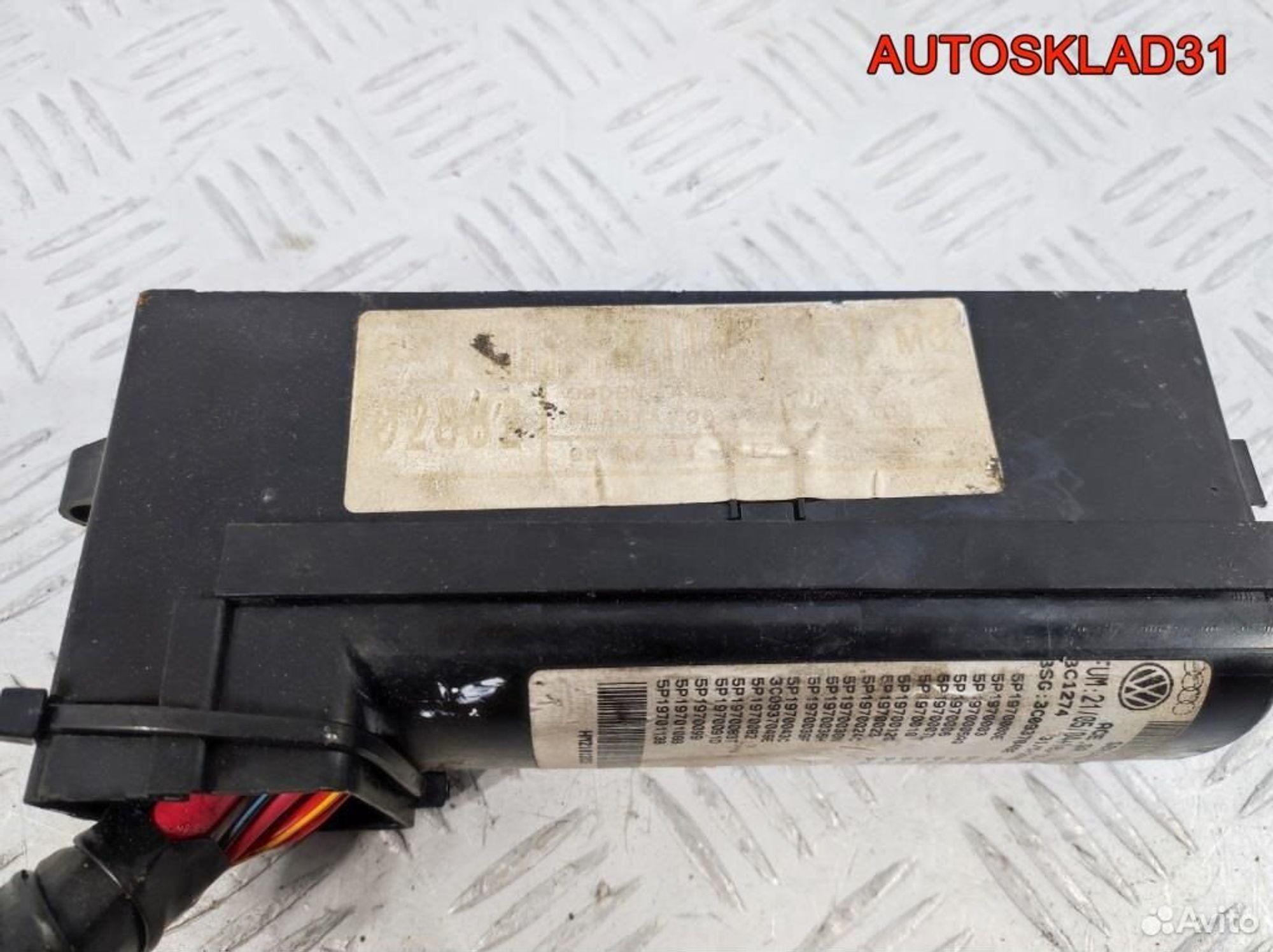 Блок предохранителей Seat Altea 3C0937049E, 900 рублей, Дубовое