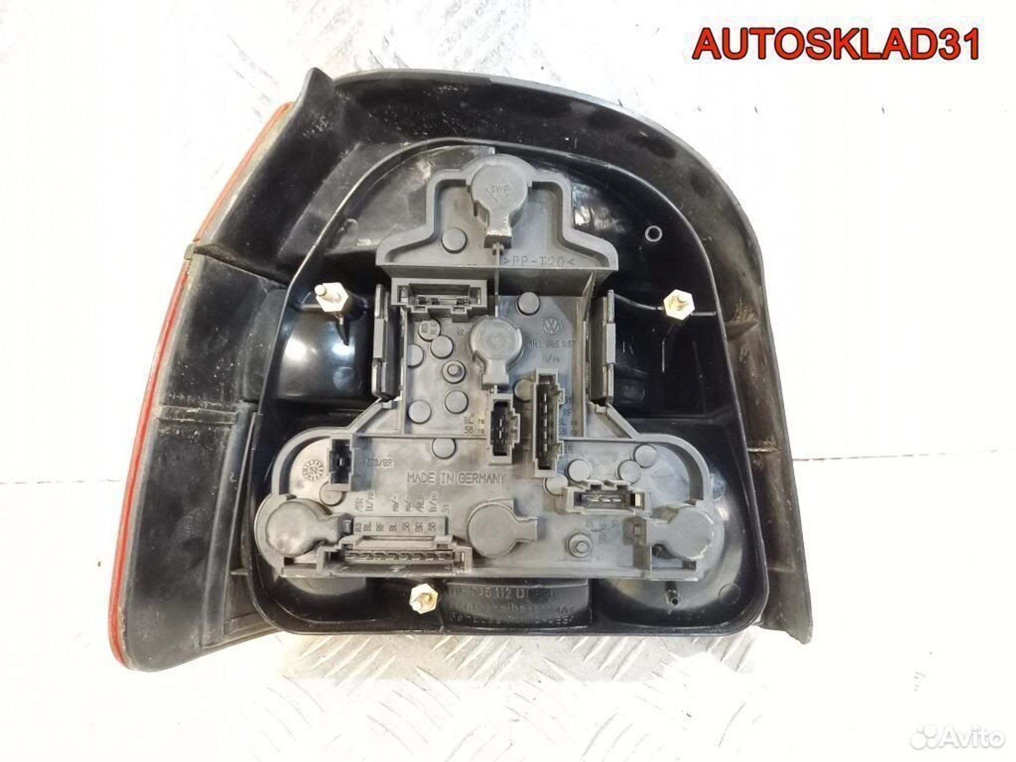 Фонарь задний правый VW Golf 3 1H6945112D, 2500 рублей, Дубовое