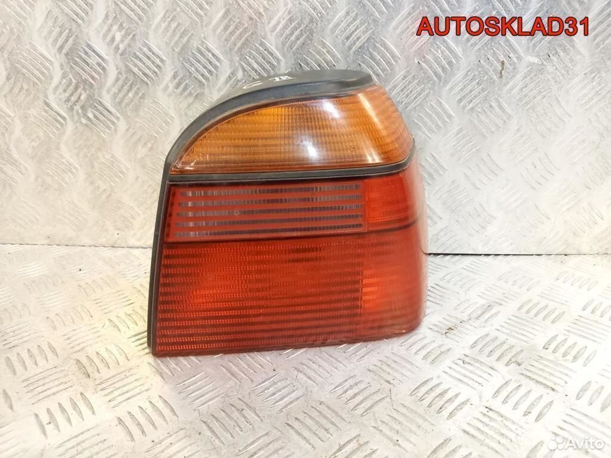 Фонарь задний правый VW Golf 3 1H6945112D, 2500 рублей, Дубовое