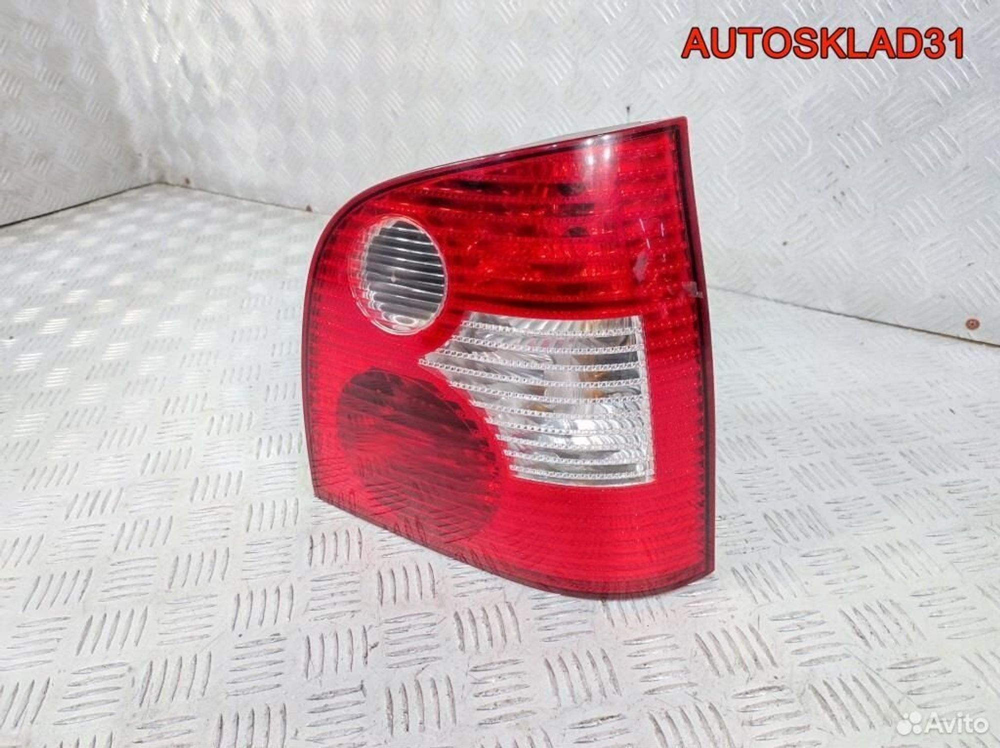 Фонарь задний правый VW Polo 4 6Q6945096G Хетчбэк, 2100 рублей, Дубовое
