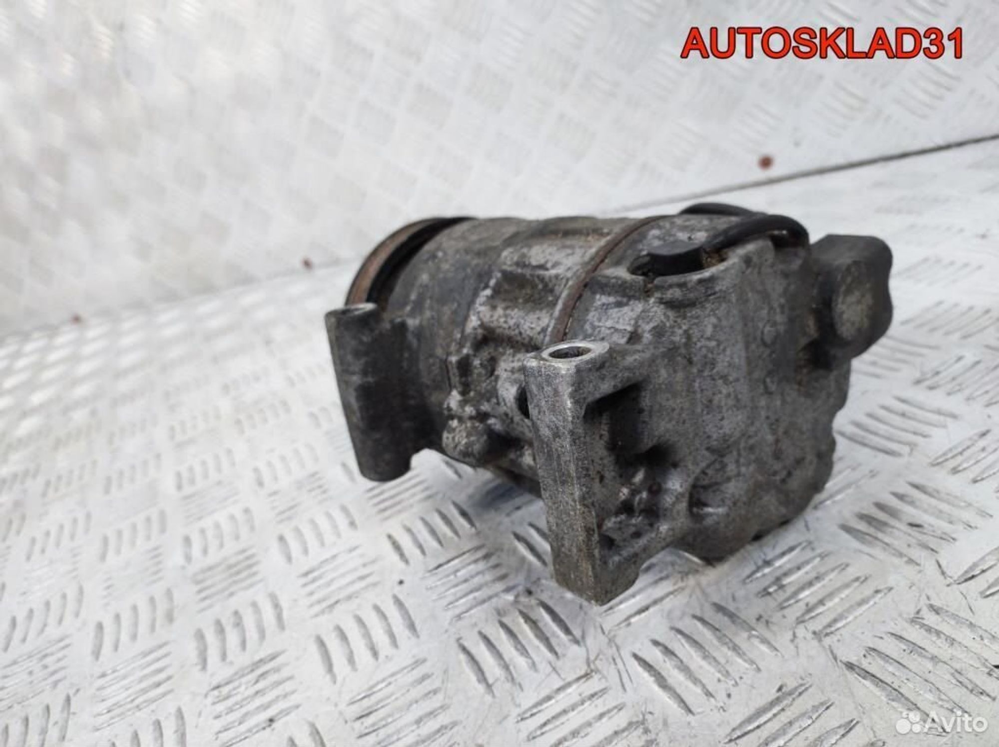 Компрессор кондиционера Audi A4 B6 4B0260805J, 7700 рублей, Дубовое