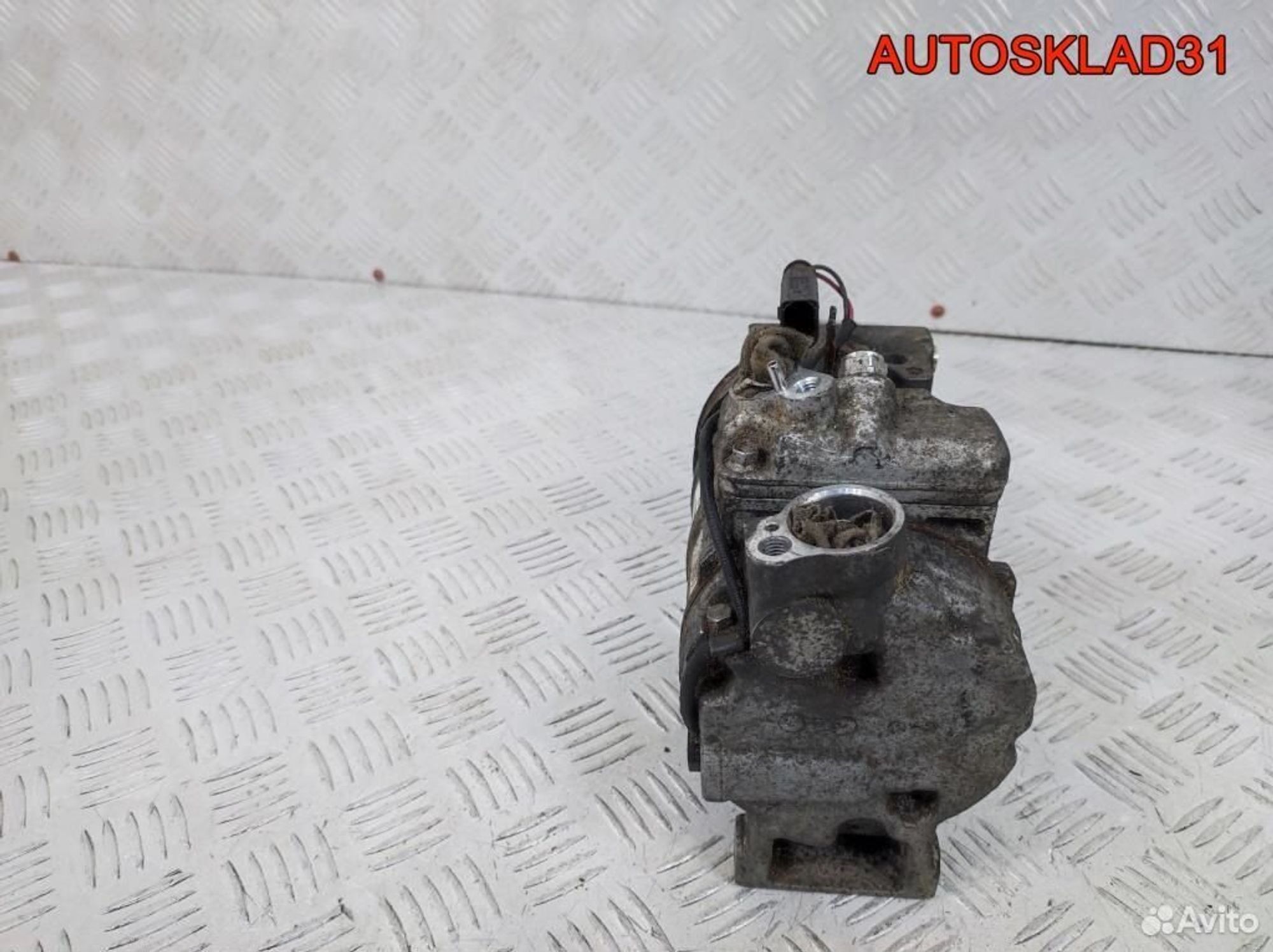Компрессор кондиционера Audi A4 B6 4B0260805J, 7700 рублей, Дубовое