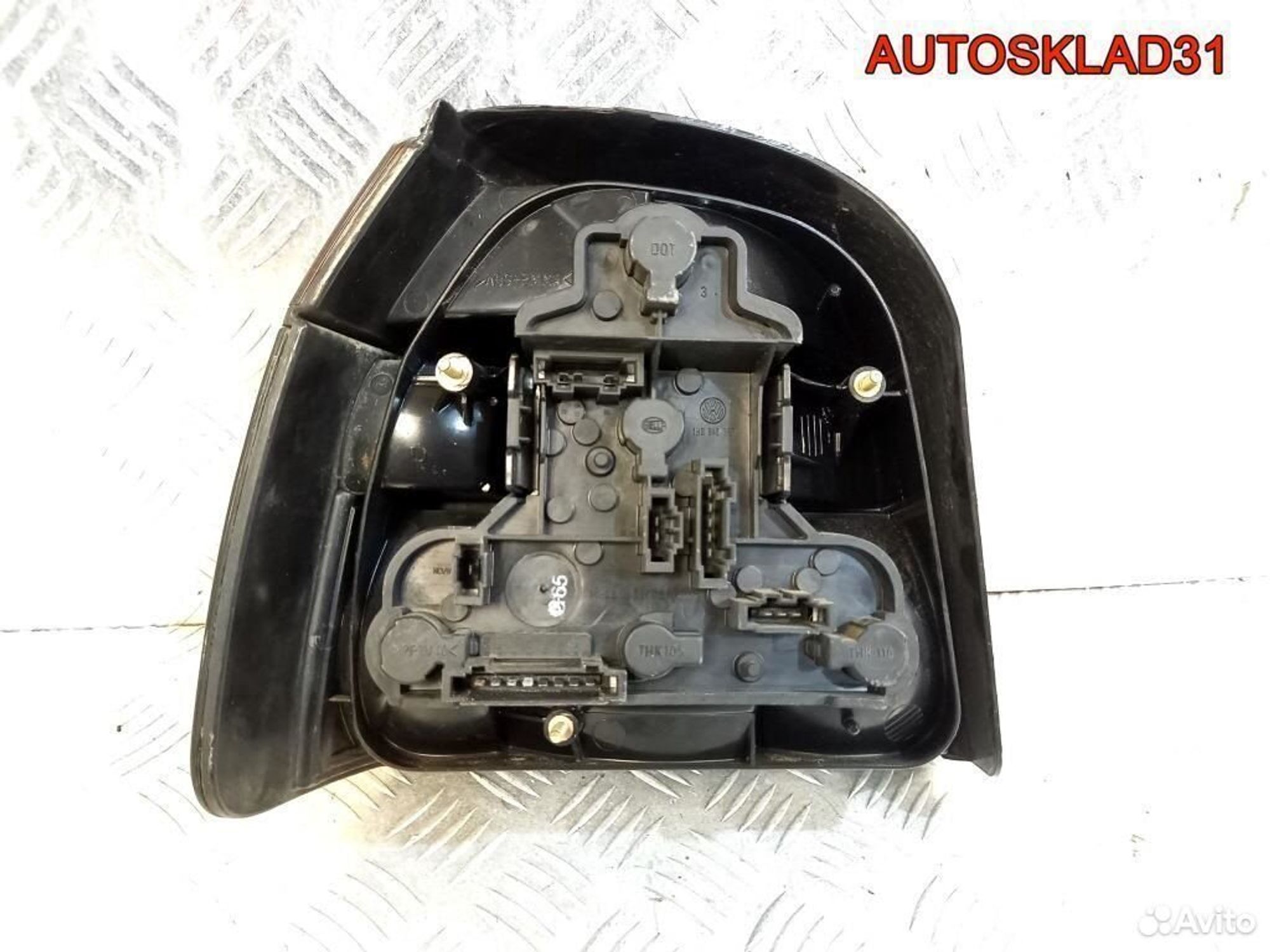 Фонарь задний правый VW Golf 3 1H6945112B, 2500 рублей, Дубовое