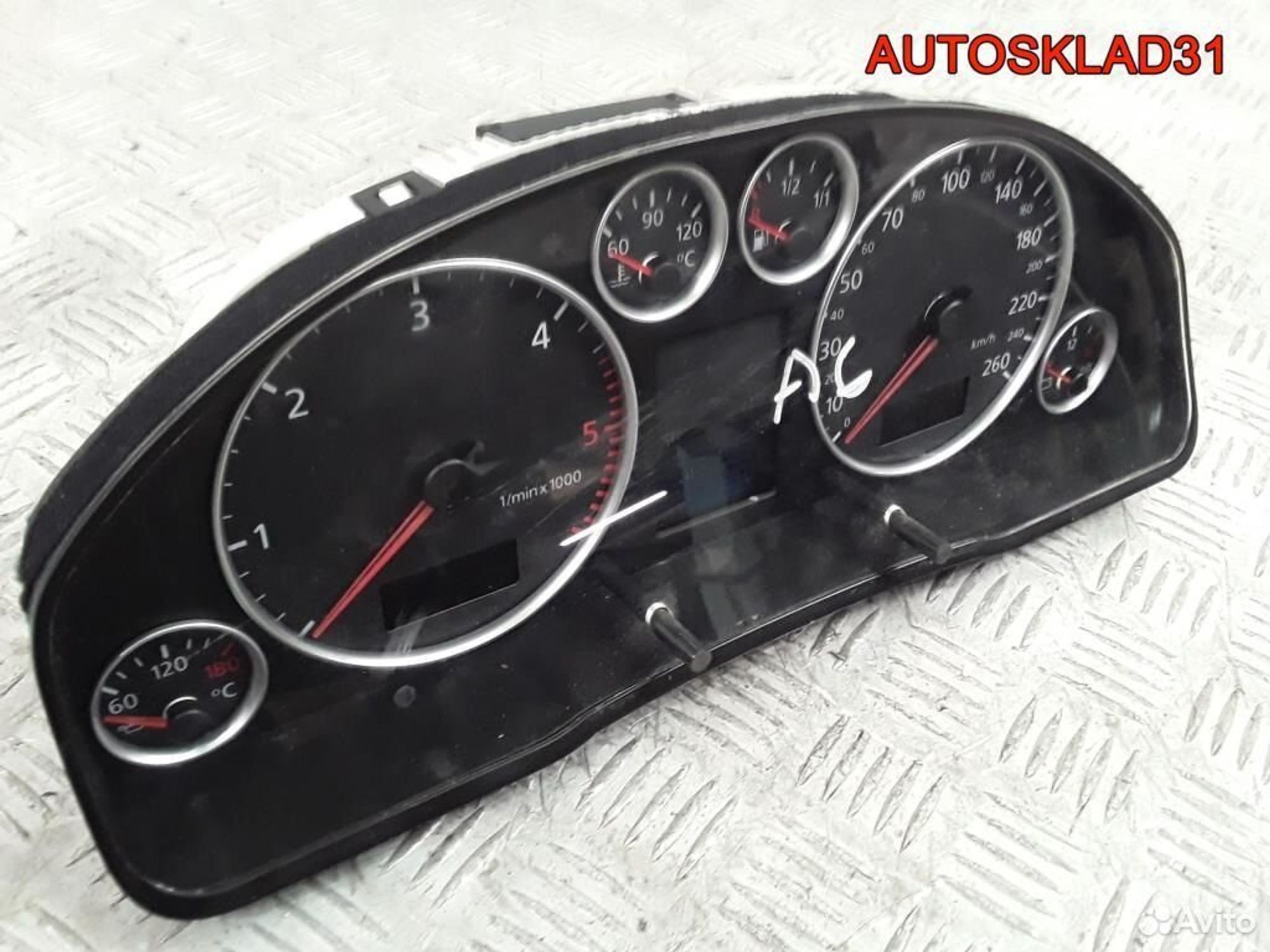 Панель приборов Audi A6 C5 4B0920900Q Дизель, 22000 рублей, Дубовое