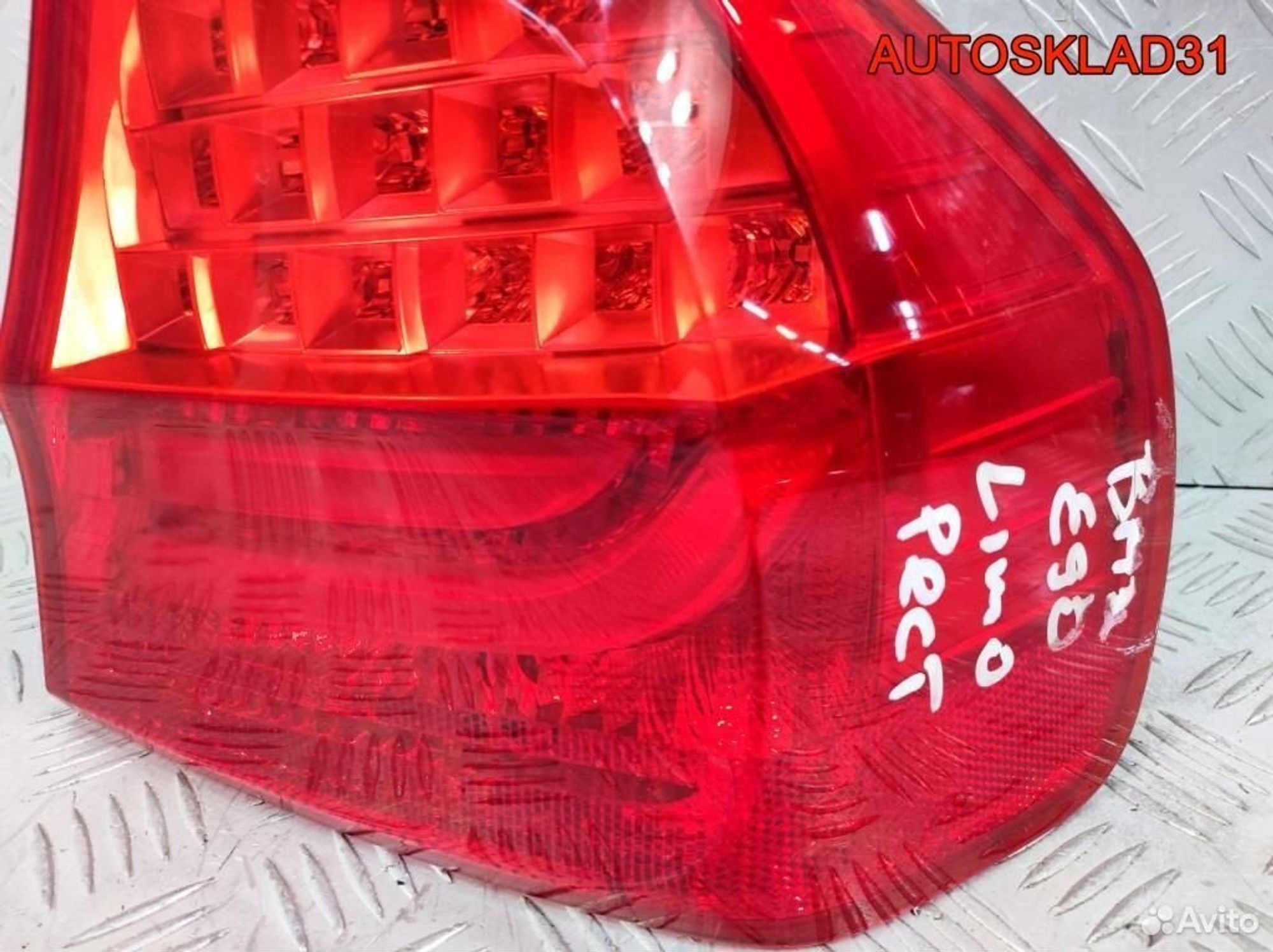 Фонарь задний наружный правый BMW E90 63217289426, 9400 рублей, Дубовое