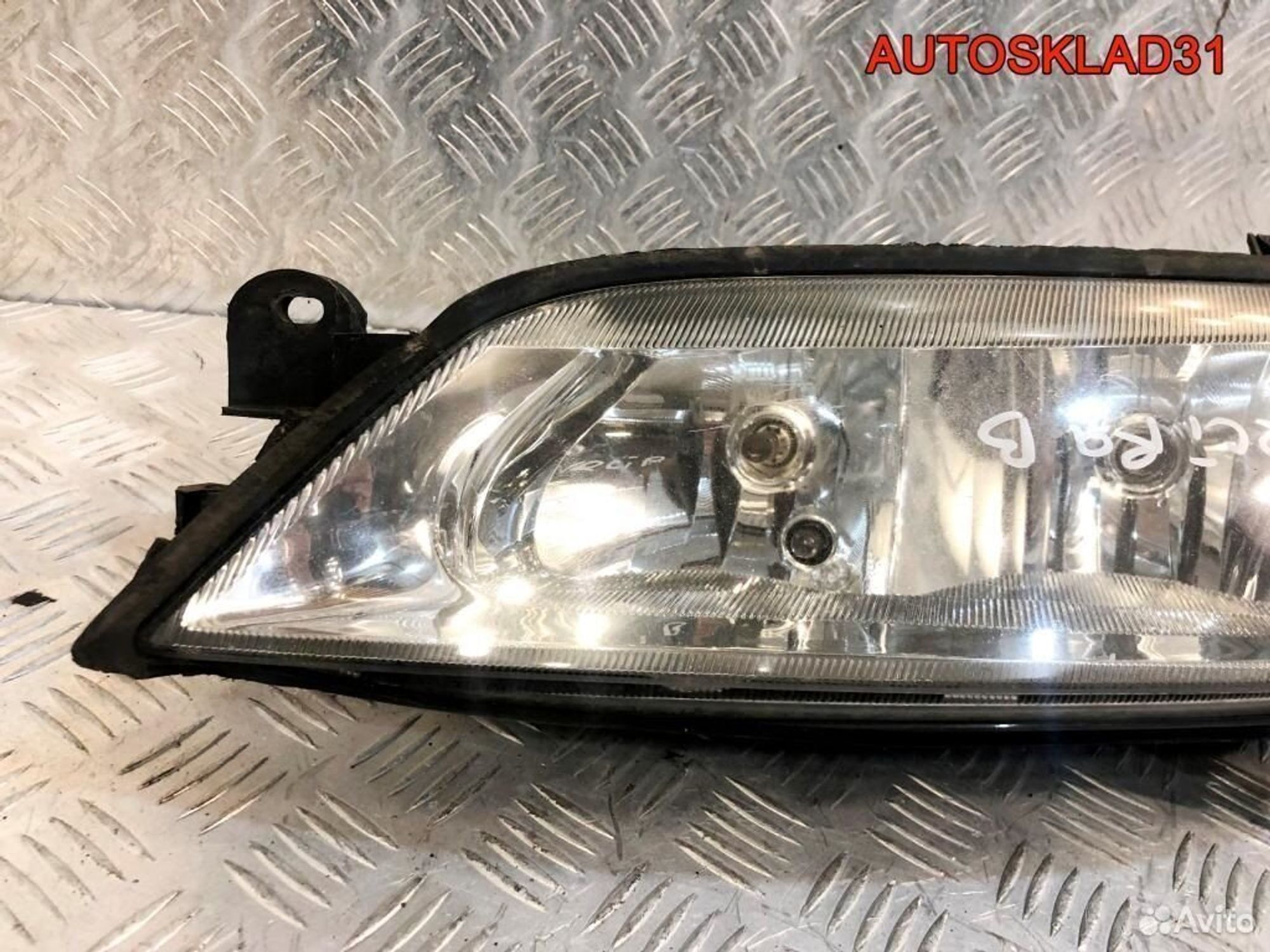 Фара левая Opel Vectra B 90586844 Рестайлинг, 4600 рублей, Дубовое