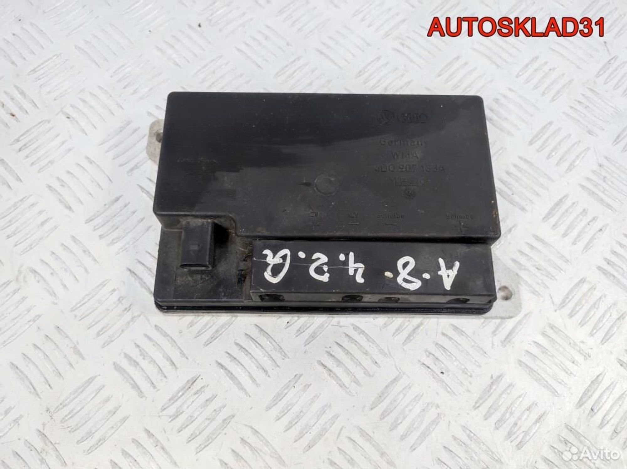 Блок обогрева заднего стекла Audi A8 D2 4D0907133A, 2500 рублей, Дубовое