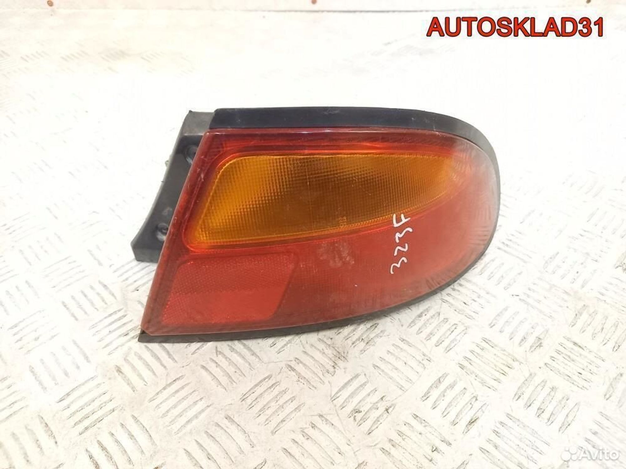Фонарь задний правый Mazda 323 F BA BC6A51170, 1800 рублей, Дубовое