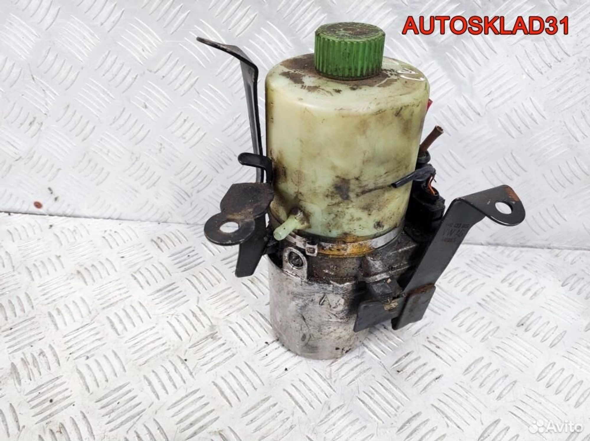 Насос ЭГУР Skoda Fabia 2 6R0423156C Бензин, 13500 рублей, Дубовое