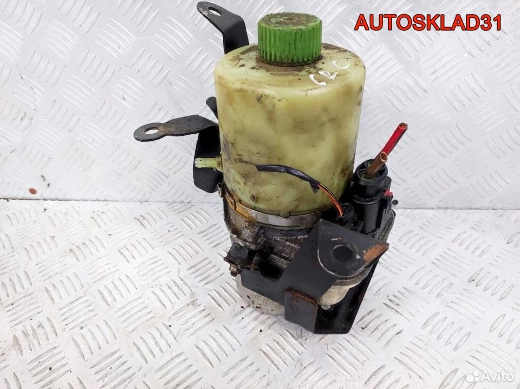 Насос ЭГУР Skoda Fabia 2 6R0423156C Бензин, 13500 рублей, Дубовое