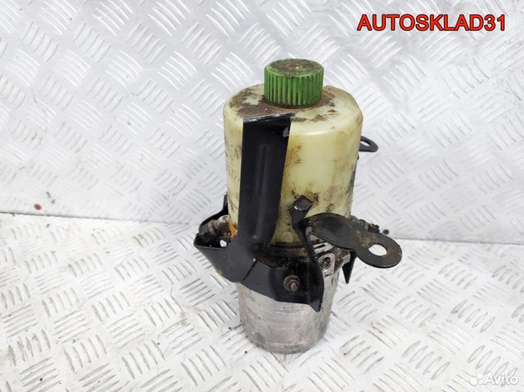 Насос ЭГУР Skoda Fabia 2 6R0423156C Бензин, 13500 рублей, Дубовое