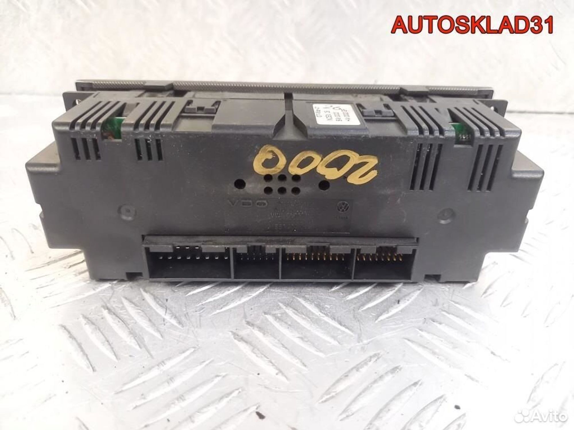 Блок климата Volkswagen Passat B5+ 3B1907044H, 2100 рублей, Дубовое