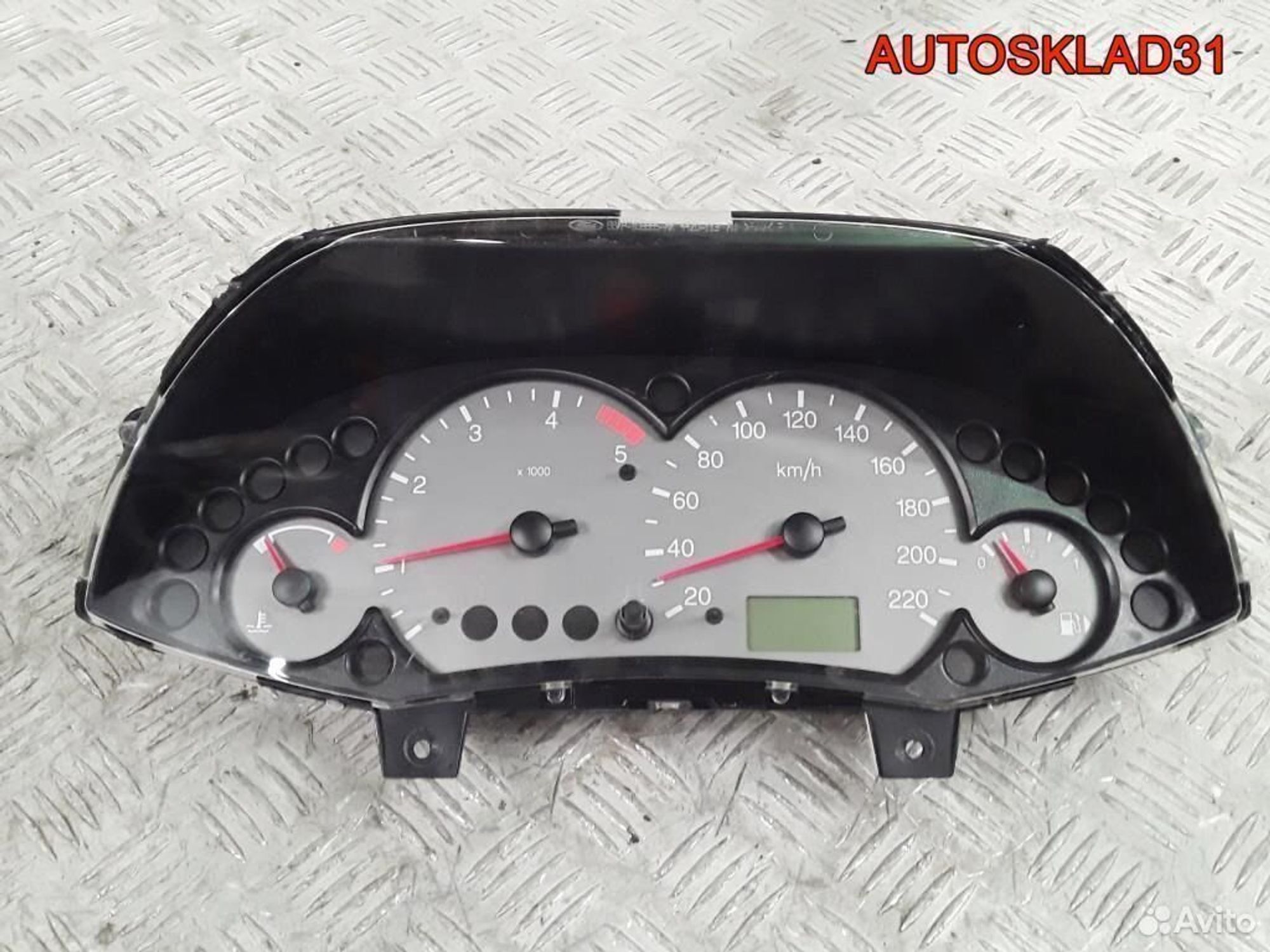 Панель приборов Ford Focus 1 98ap10841bc, 2600 рублей, Дубовое