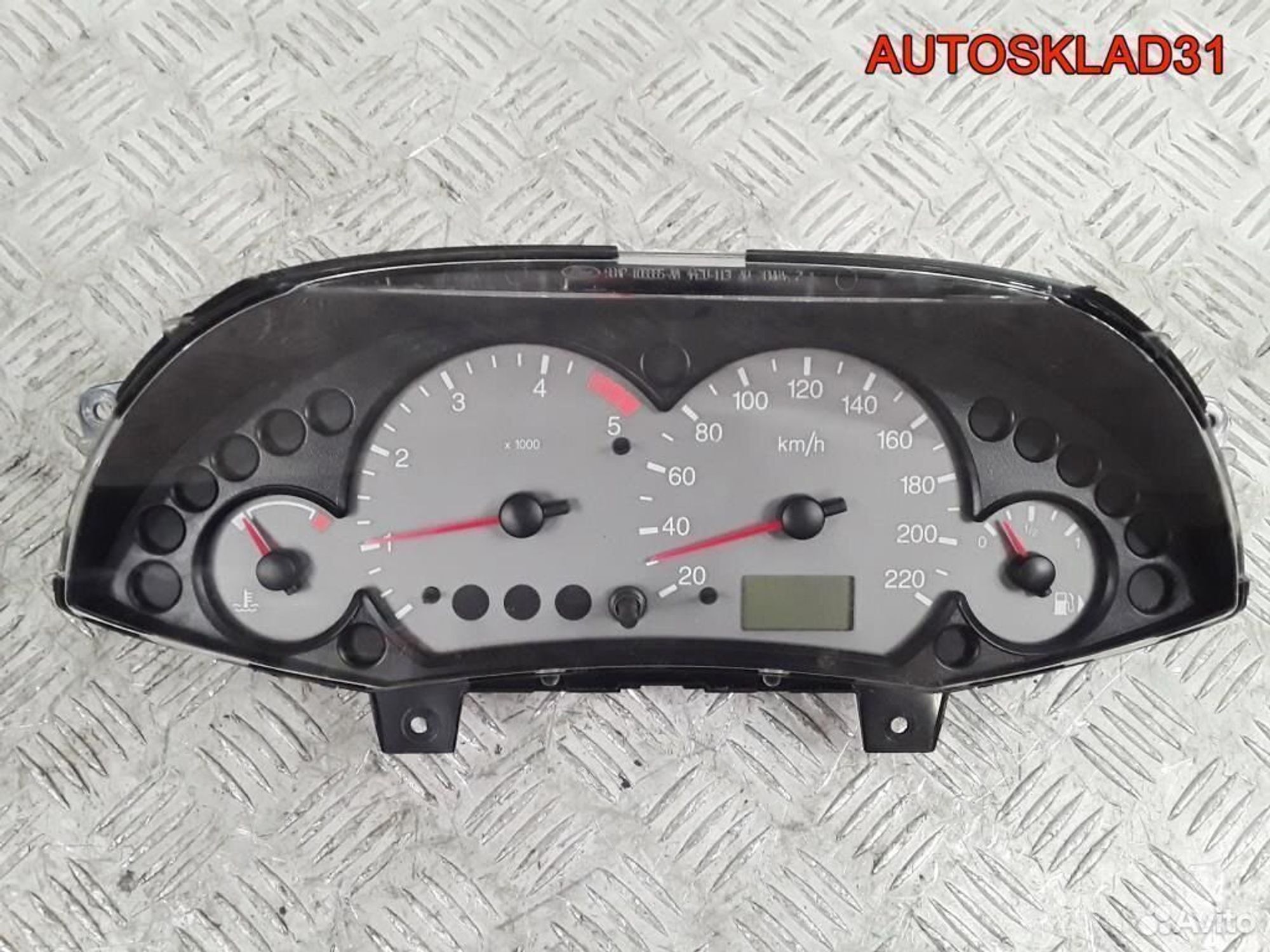 Панель приборов Ford Focus 1 98ap10841bc, 2600 рублей, Дубовое