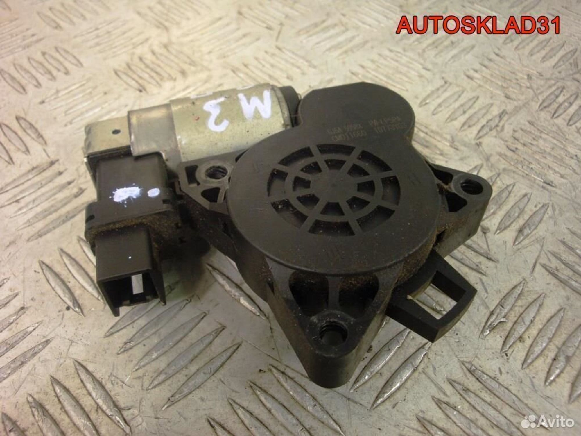 Моторчик стеклоподъемника задний правый Mazda 3 BK, 900 рублей, Дубовое