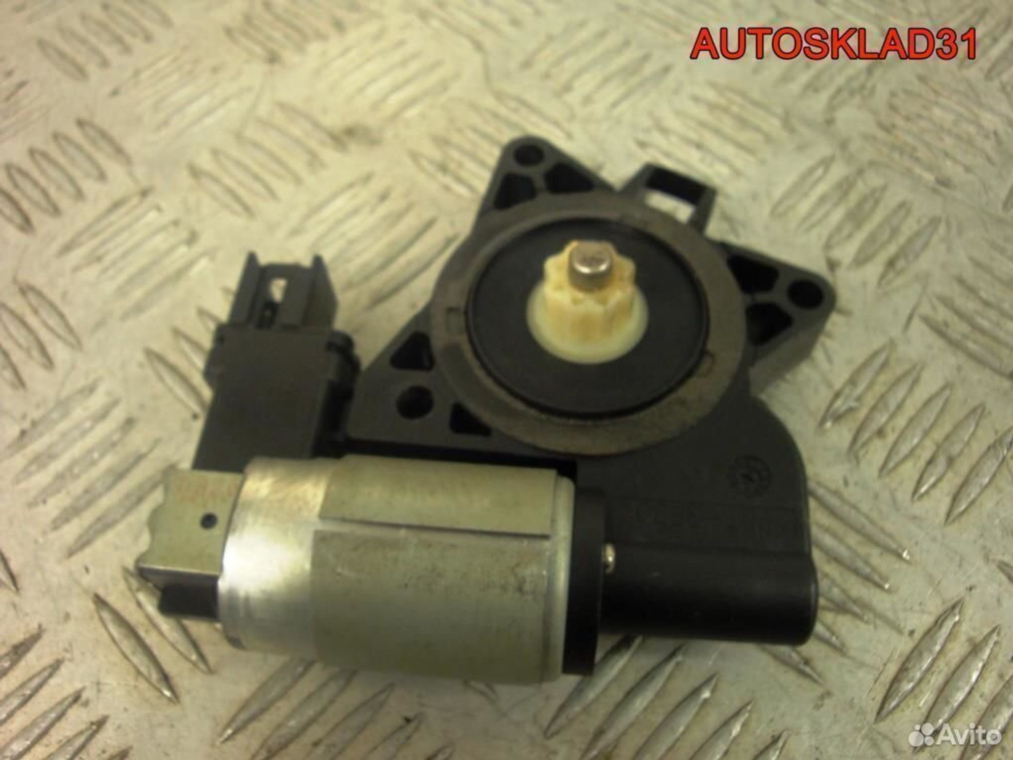 Моторчик стеклоподъемника задний правый Mazda 3 BK, 900 рублей, Дубовое