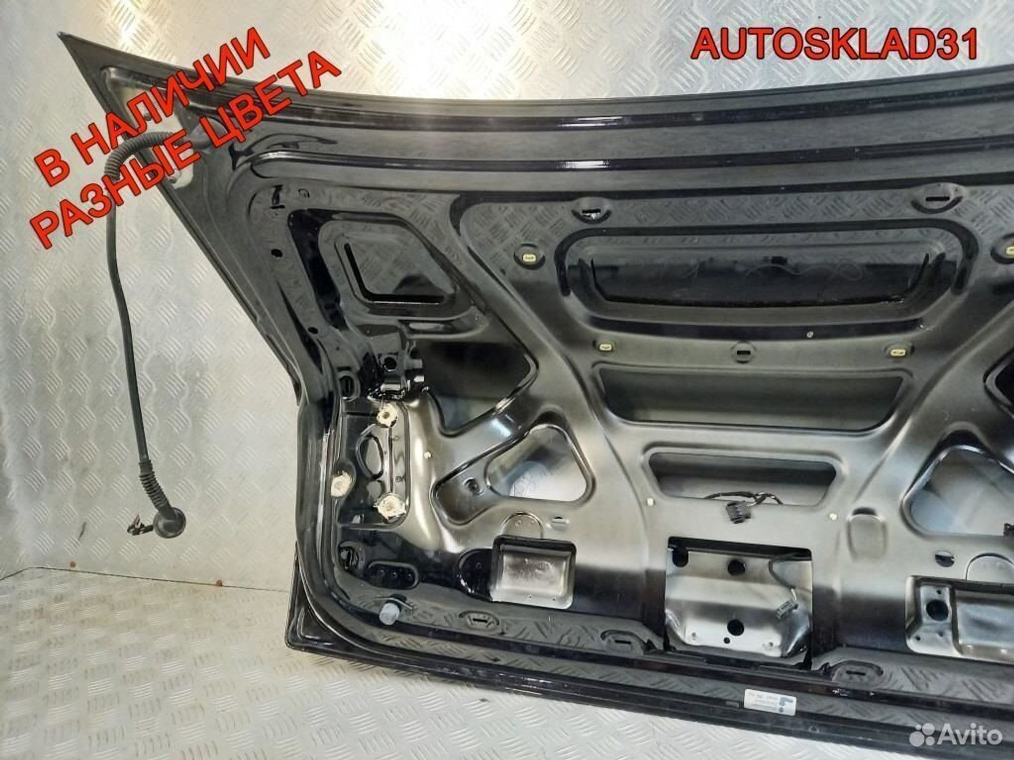 Крышка багажника Голая Audi A8 4E 4E0827023A, 5200 рублей, Дубовое