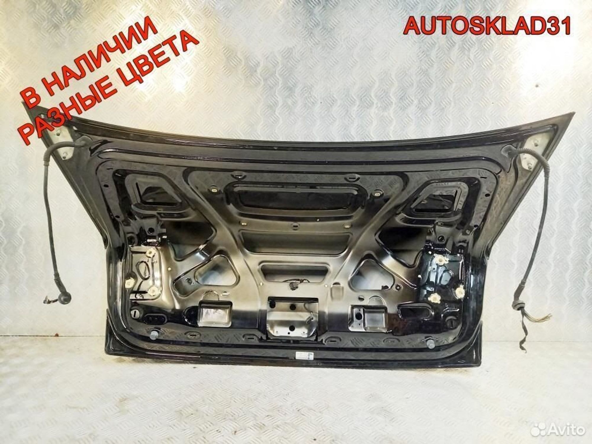 Крышка багажника Голая Audi A8 4E 4E0827023A, 5200 рублей, Дубовое
