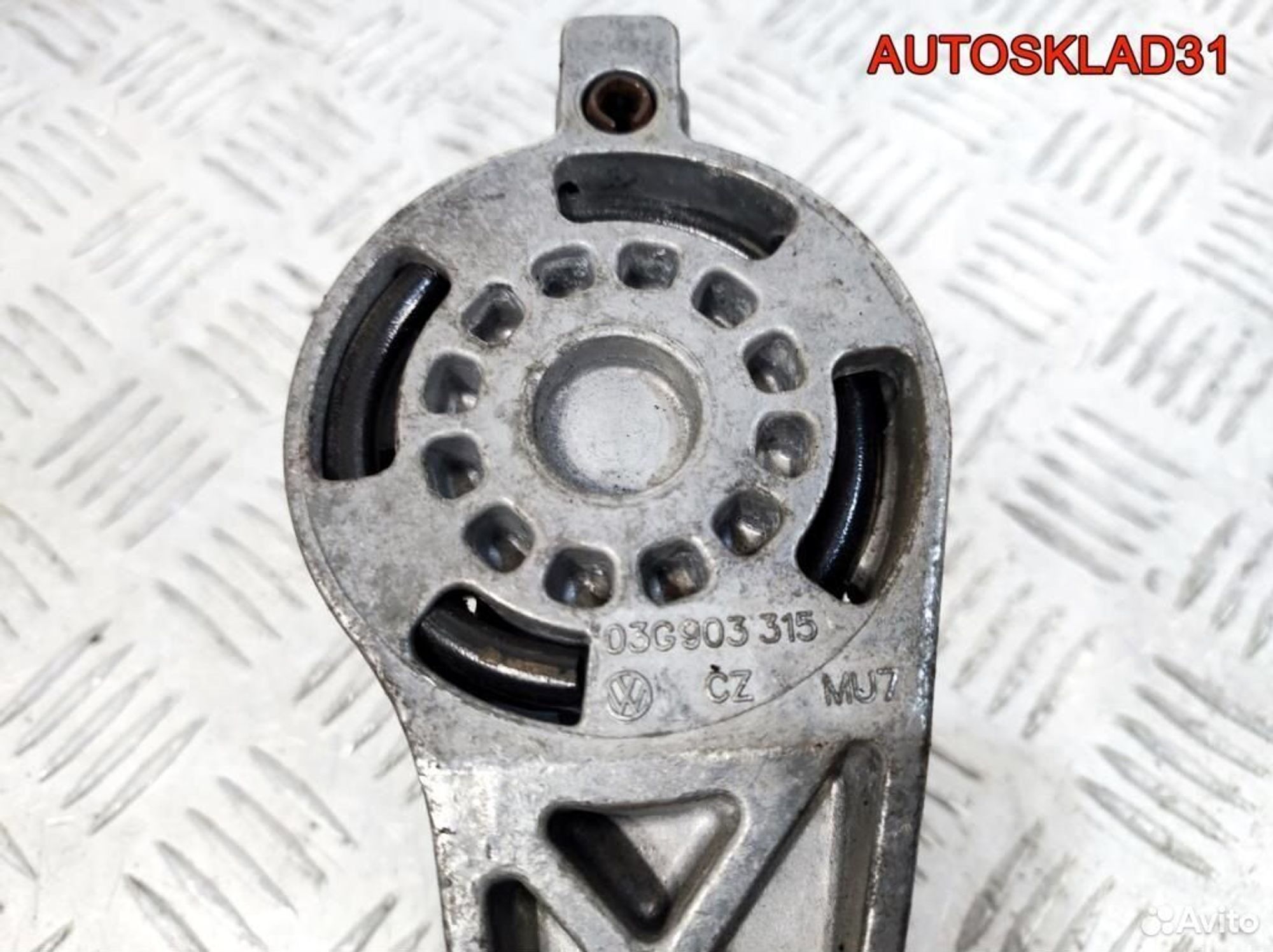 Натяжитель ремня VW Passat B6 2.0 BKP 03G903315, 500 рублей, Дубовое