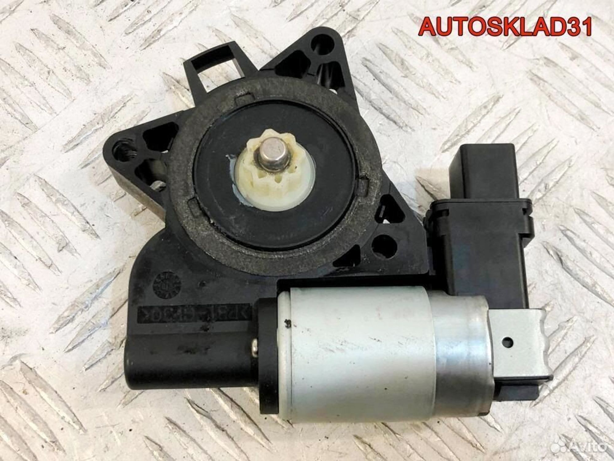 Моторчик стеклоподъемника Mazda 3 BK G22C5858X, 900 рублей, Дубовое