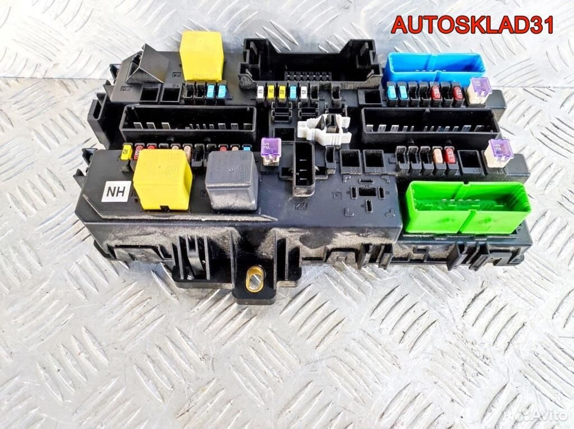 Блок предохранителей Opel Zafira B 13220829M, 2100 рублей, Дубовое