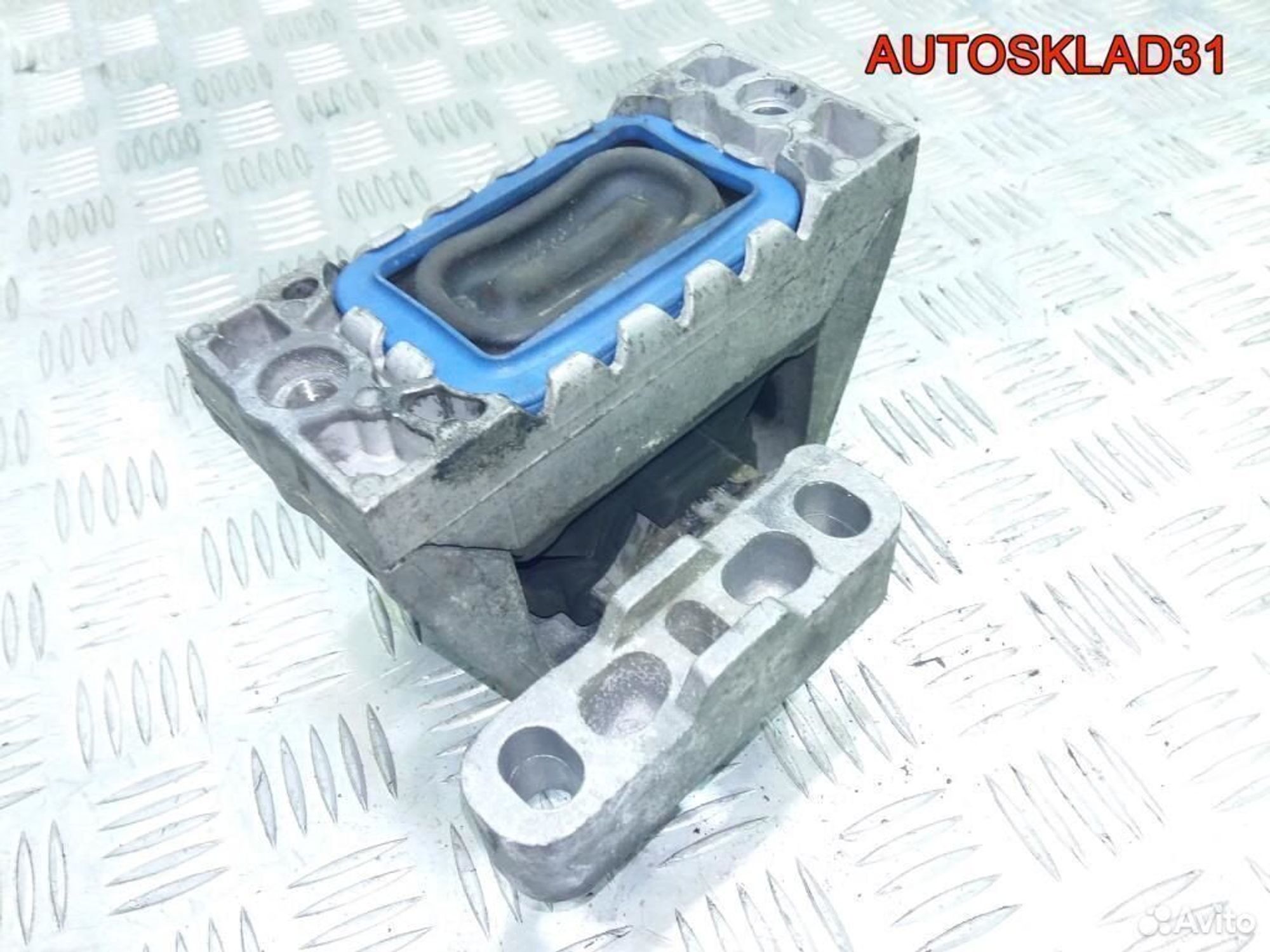 Опора двигателя правая VW Passat B6 1K0199262M, 1700 рублей, Дубовое