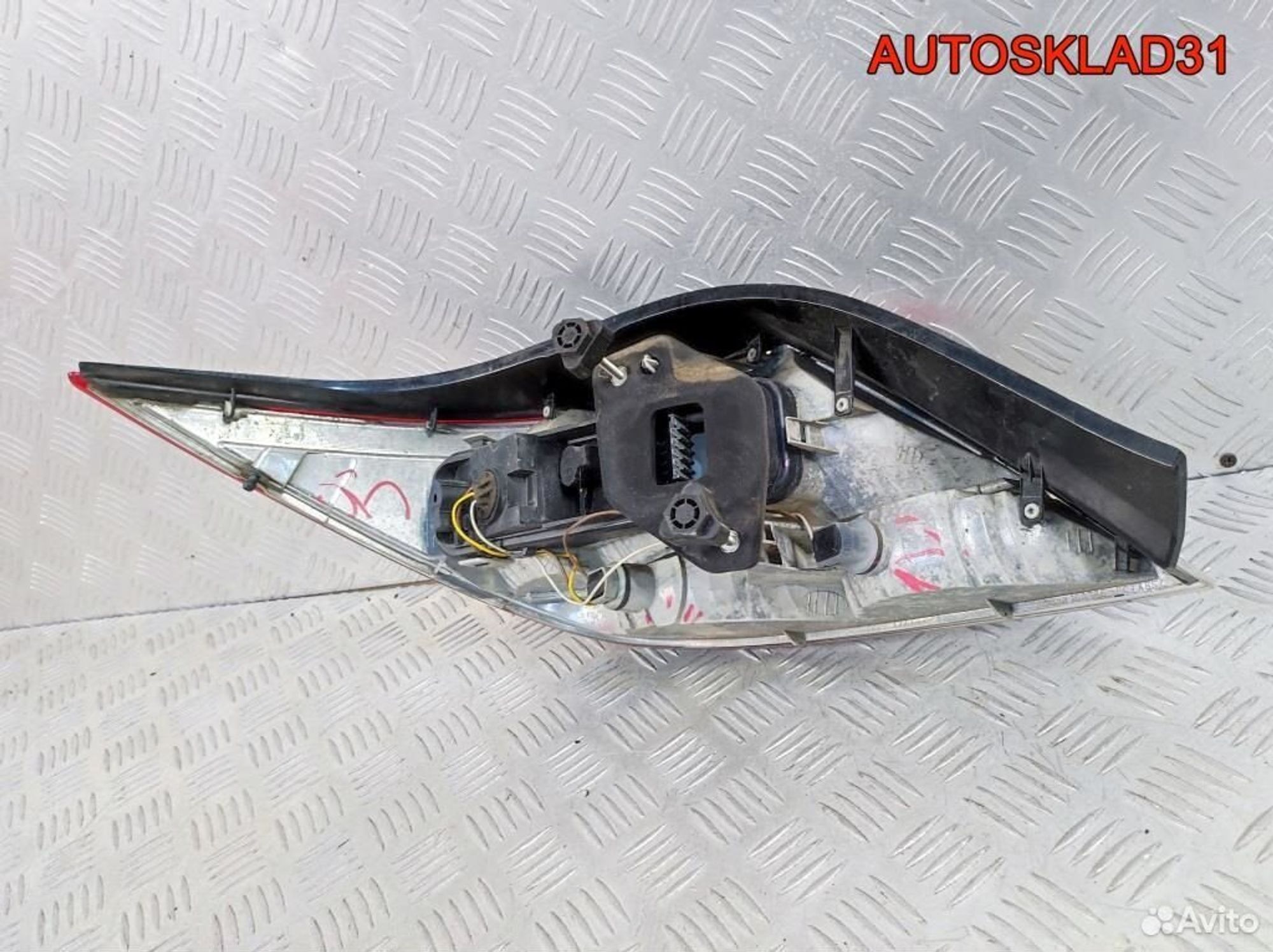 Фонарь задний правый Opel Astra H 13273302 Cabrio, 2600 рублей, Дубовое