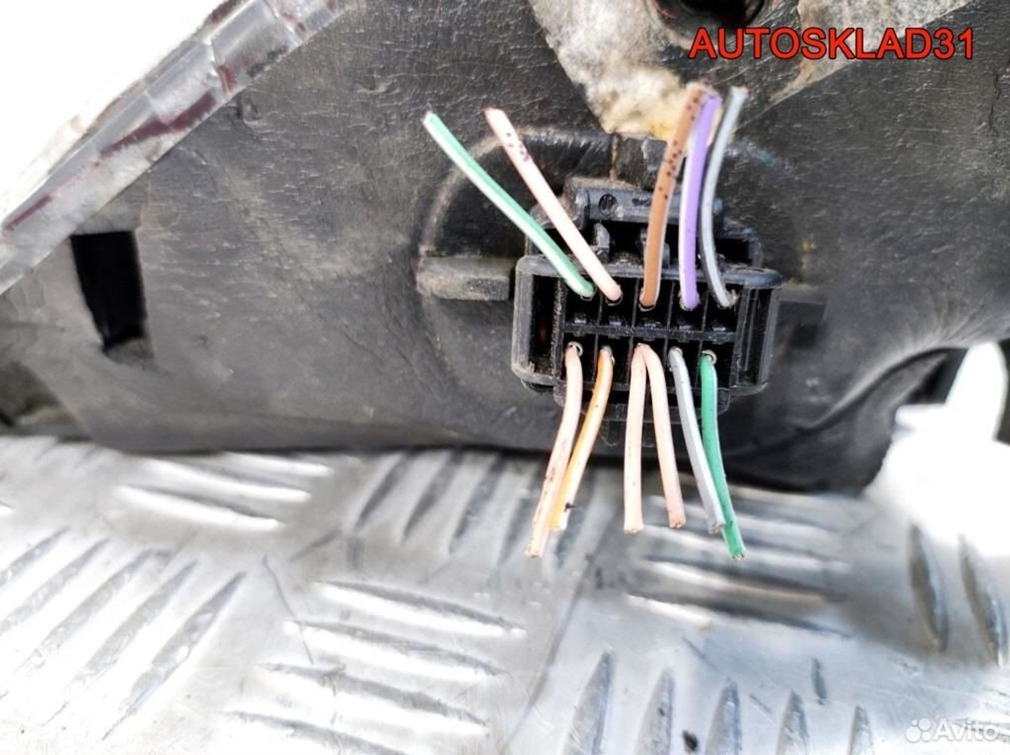 Зеркало правое Renault Scenic 2 7701055998, 3200 рублей, Дубовое